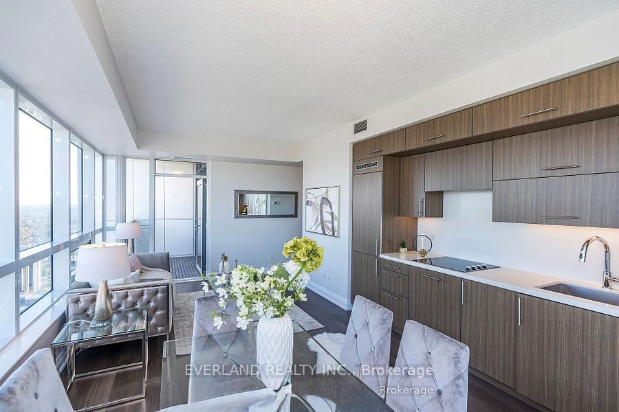 5 Sheppard Avenue E 3620, Toronto, ON M2N 0G4 photo 3