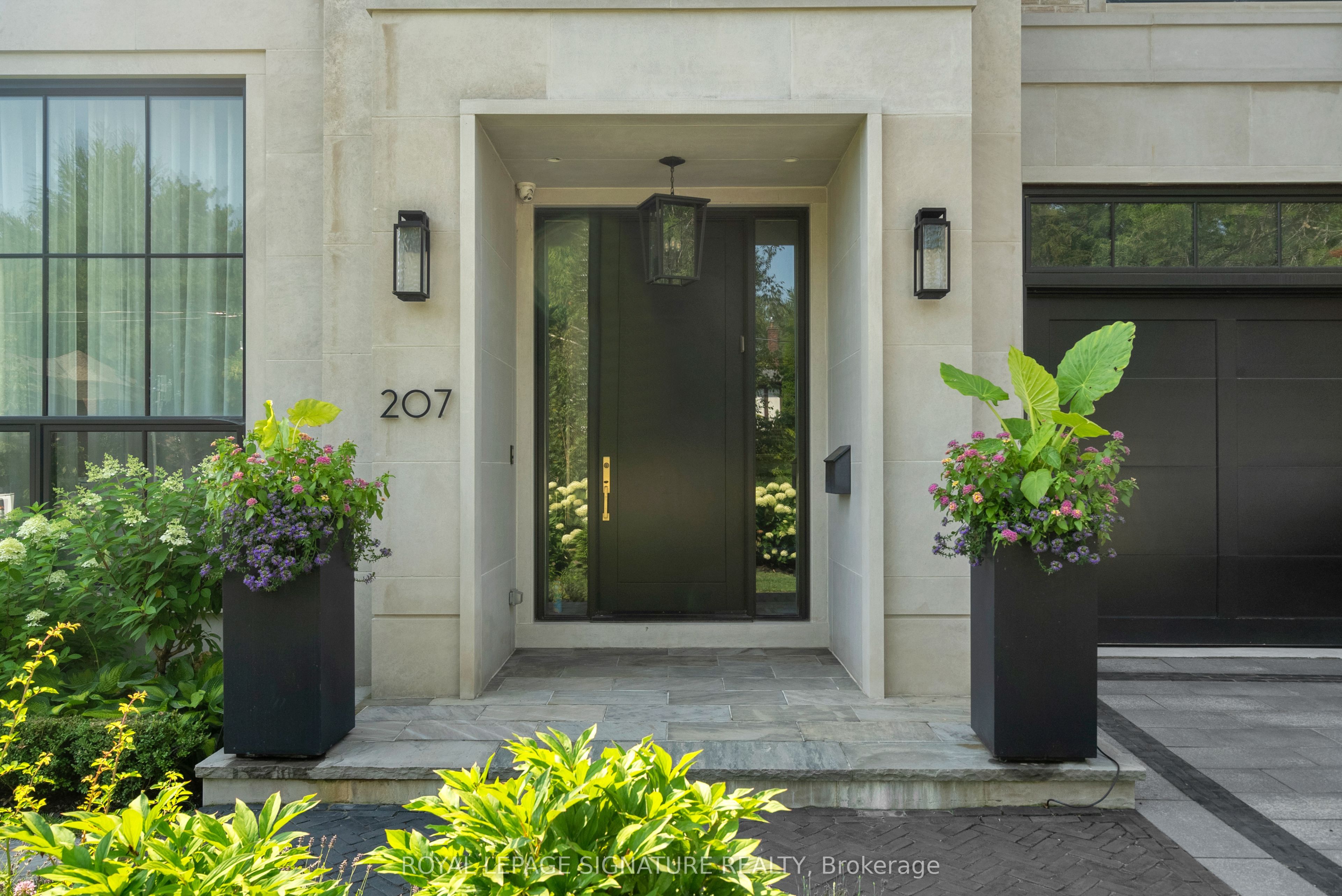 207 Strathallan Boulevard, Toronto, ON M1N 1T3 photo 4