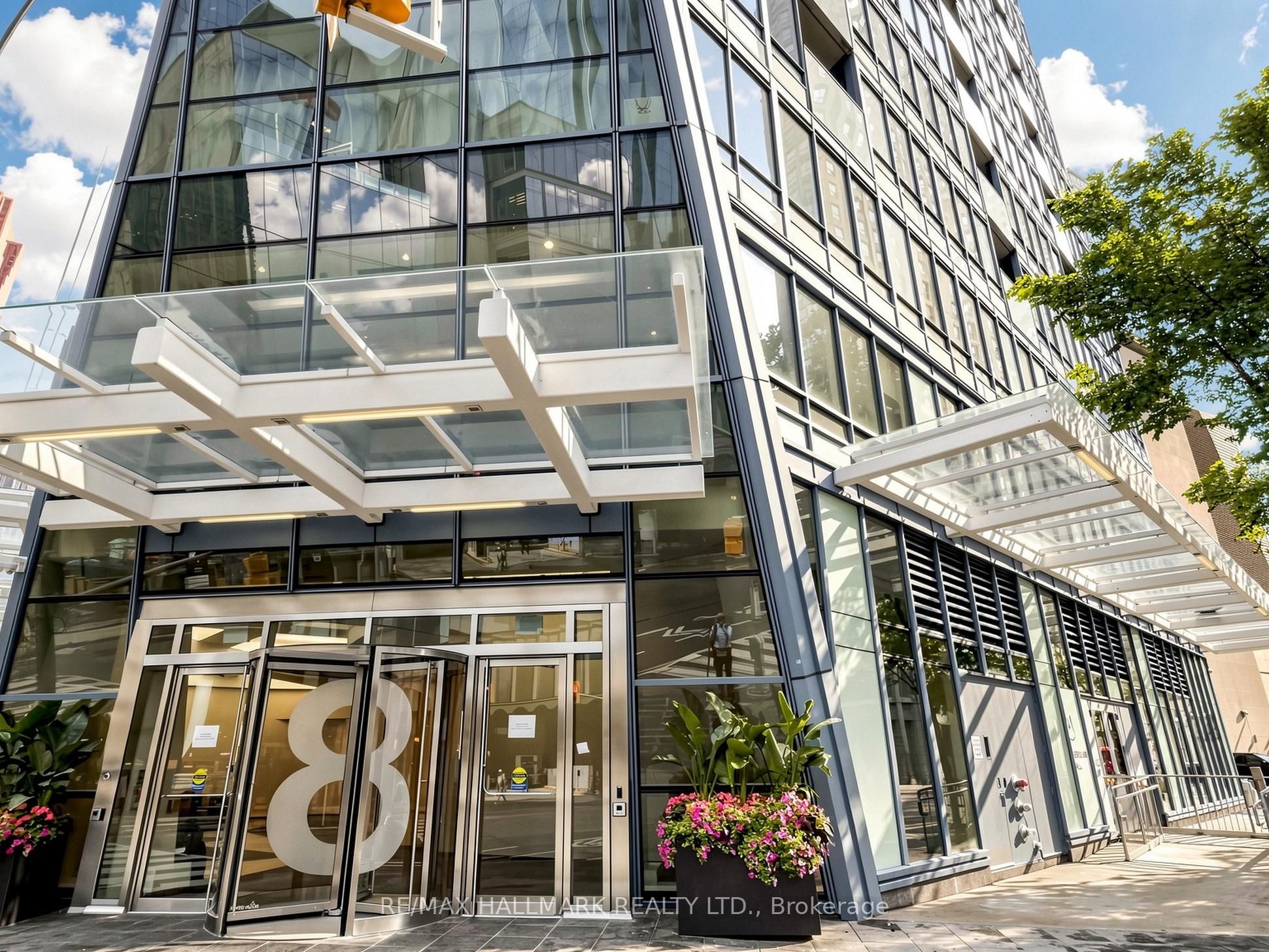 8 The Esplanade Avenue 2711, Toronto, ON M5E 0A6