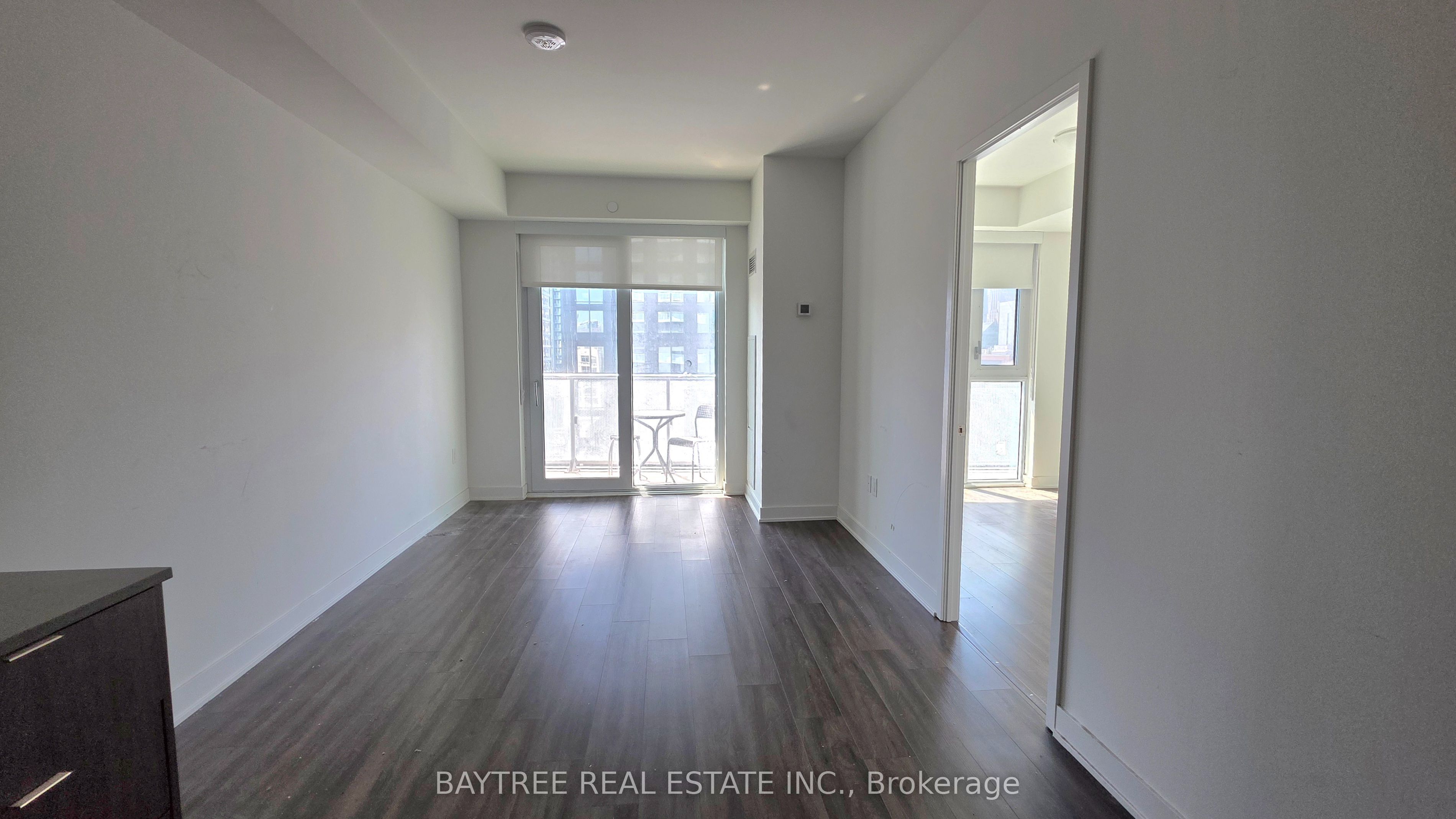 100 Dalhousie Street 1608, Toronto, ON M5B 0C7 photo 2