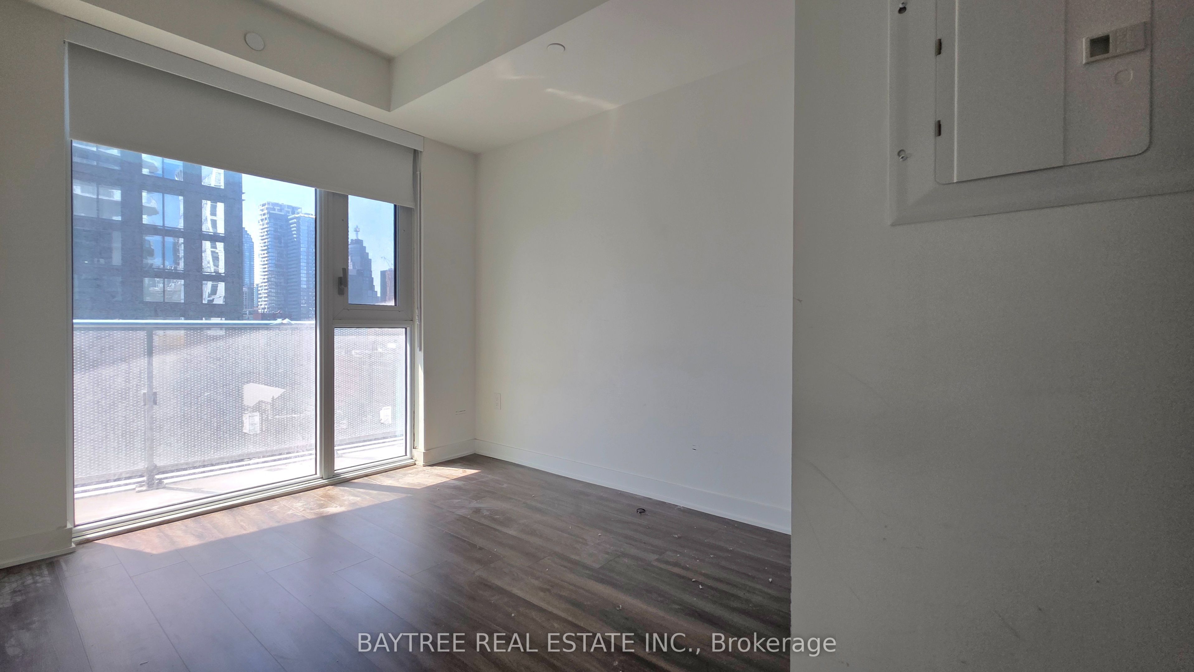 100 Dalhousie Street 1608, Toronto, ON M5B 0C7 photo 3