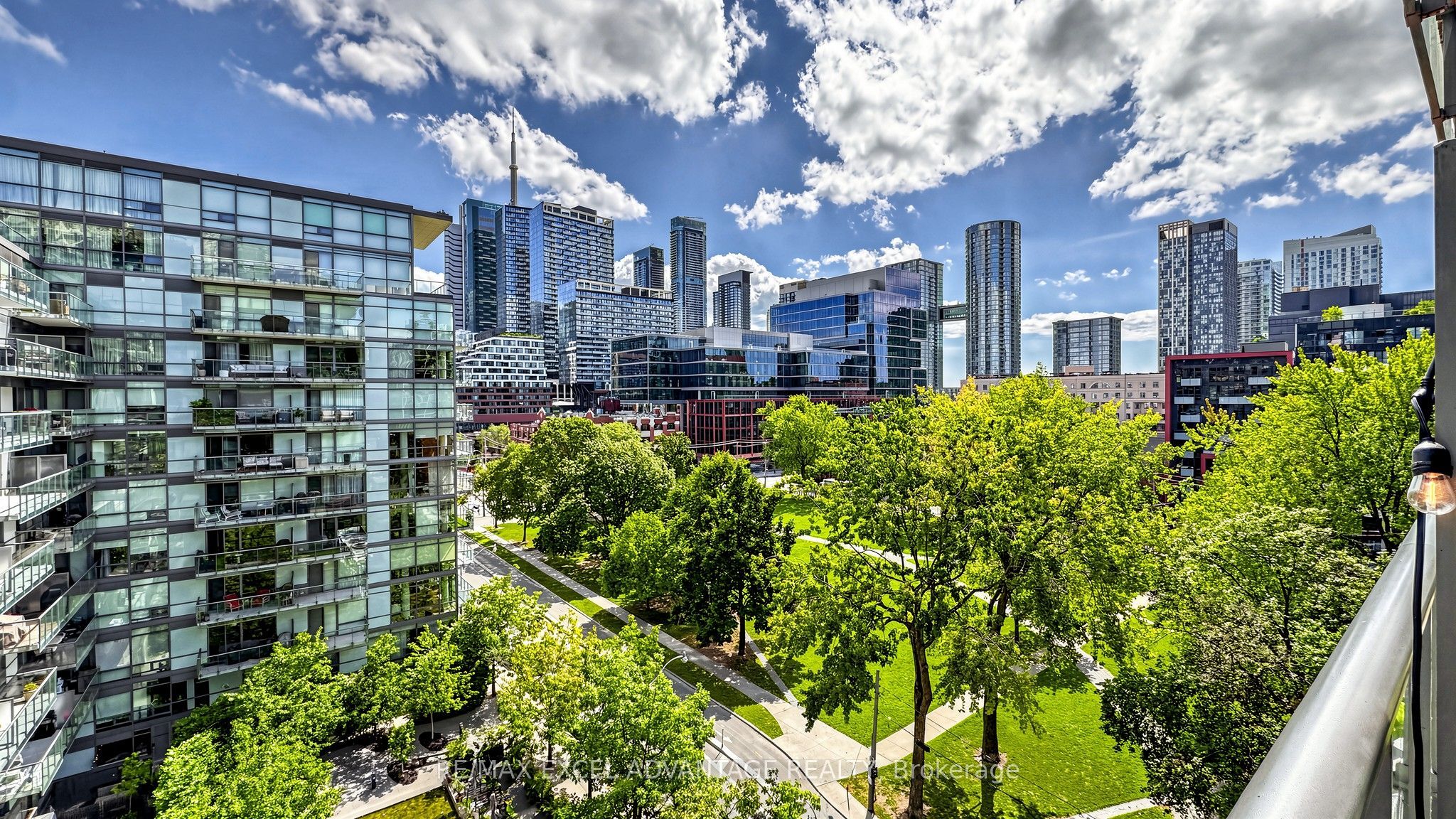 55 Stewart Street 829, Toronto, ON M5V 2V1 photo 2