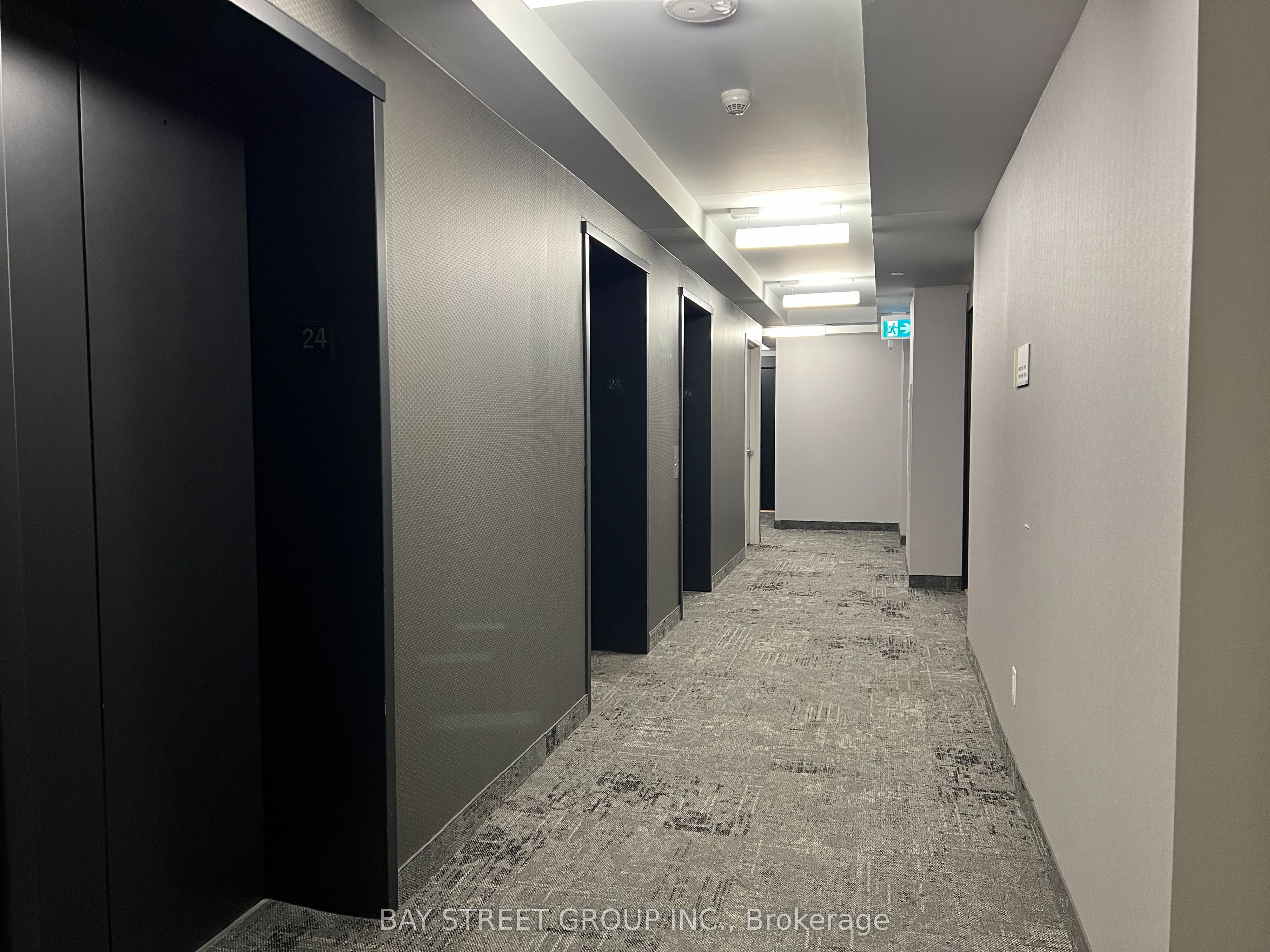 159 Wellesley Street E 2406, Toronto, ON M4Y 0H5