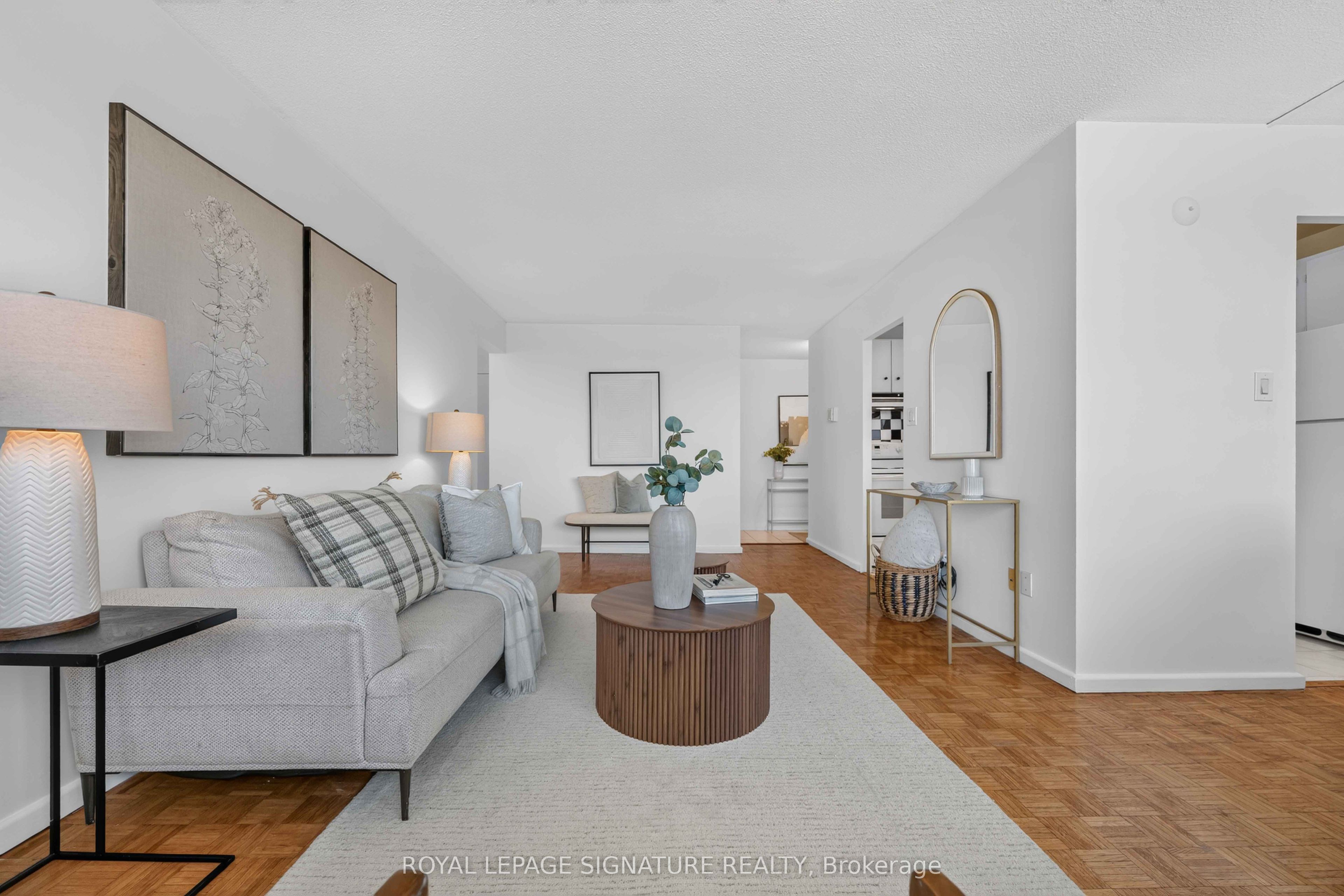 715 Don Mills Road 2502, Toronto, ON M3C 1S5