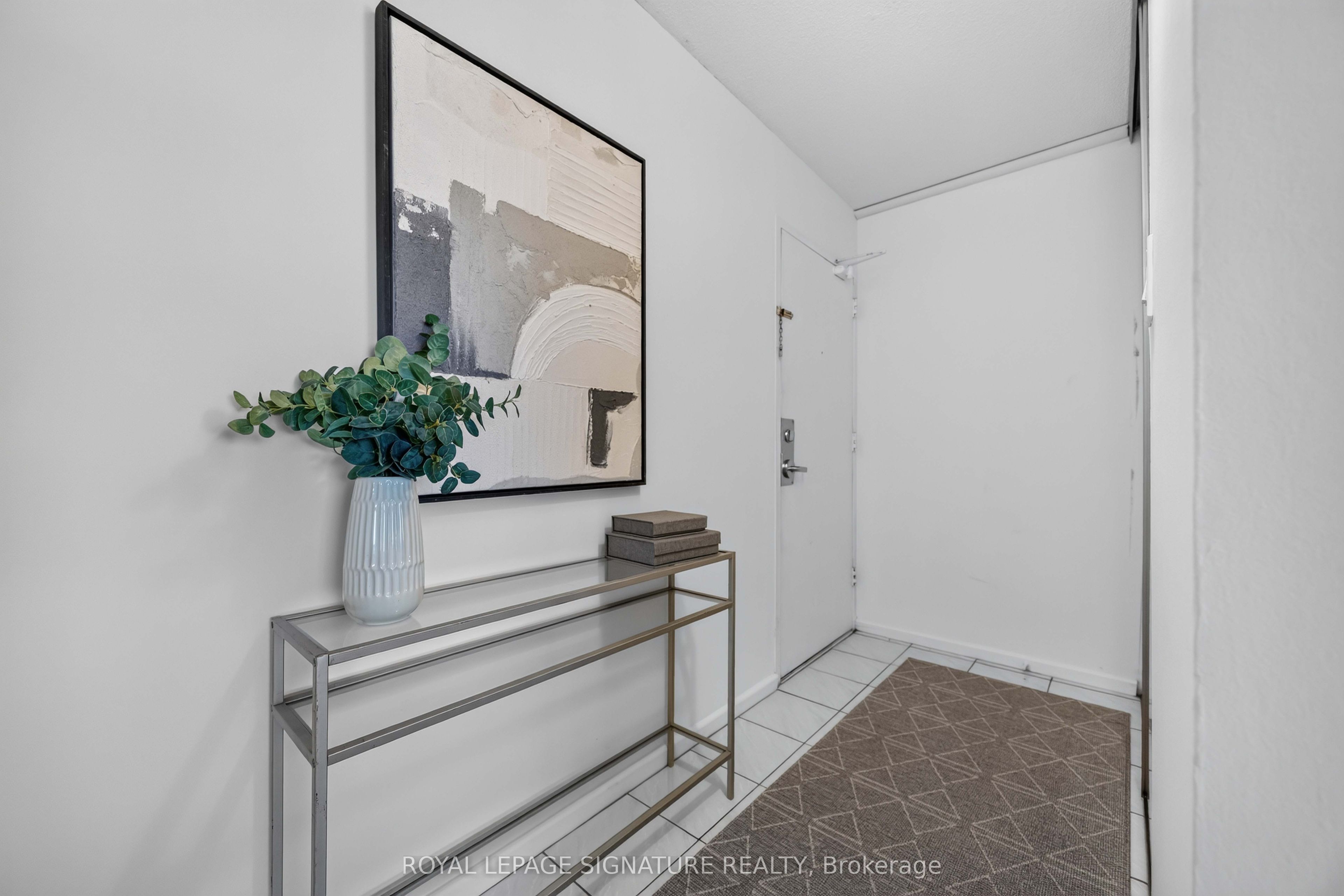 715 Don Mills Road 2502, Toronto, ON M3C 1S5 photo 5
