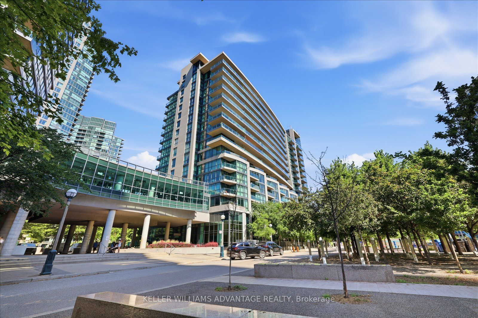 209 Fort York Boulevard 1170, Toronto, ON M5V 4A1