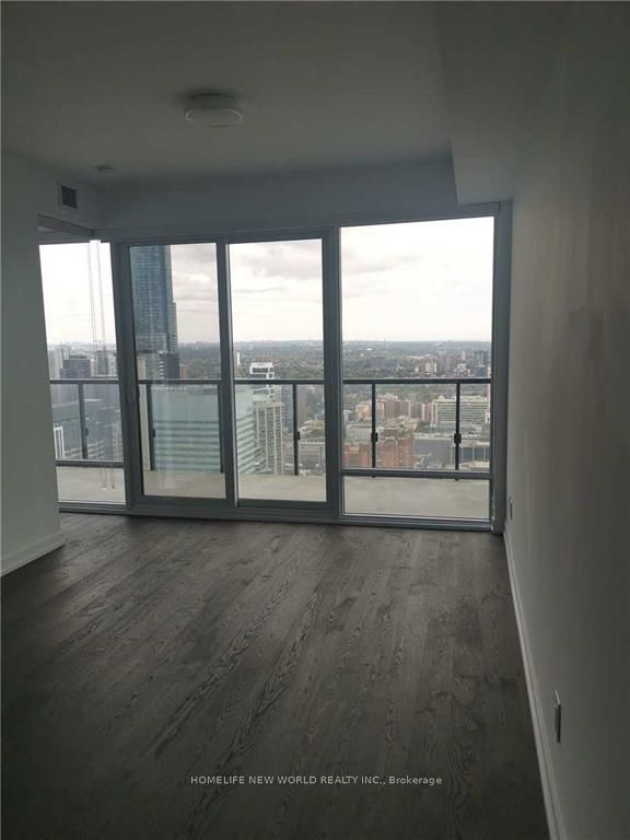 488 University Avenue 4005, Toronto, ON M5G 0C1 photo 5