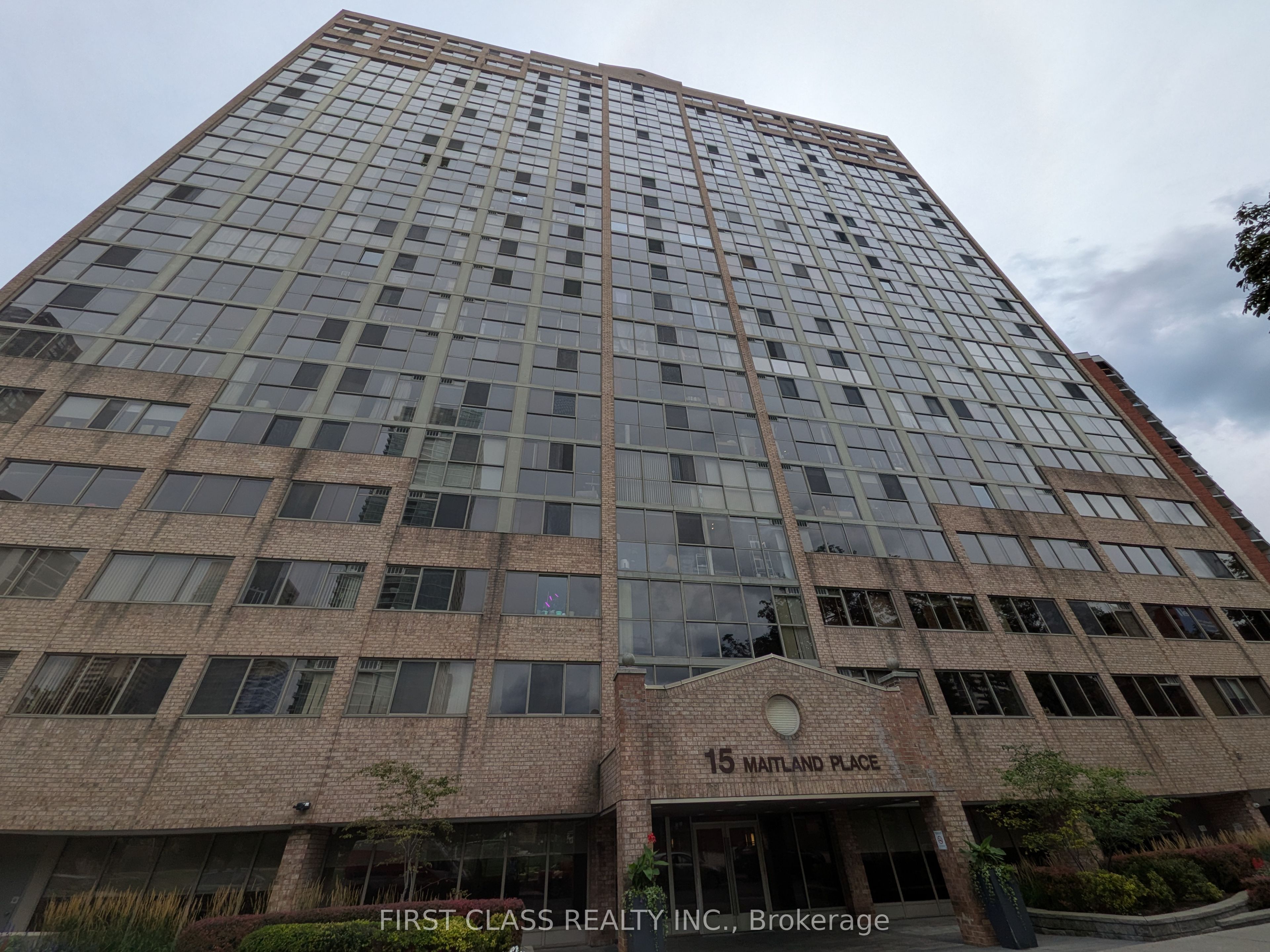 15 Maitland Place 1903, Toronto, ON M4Y 2X3