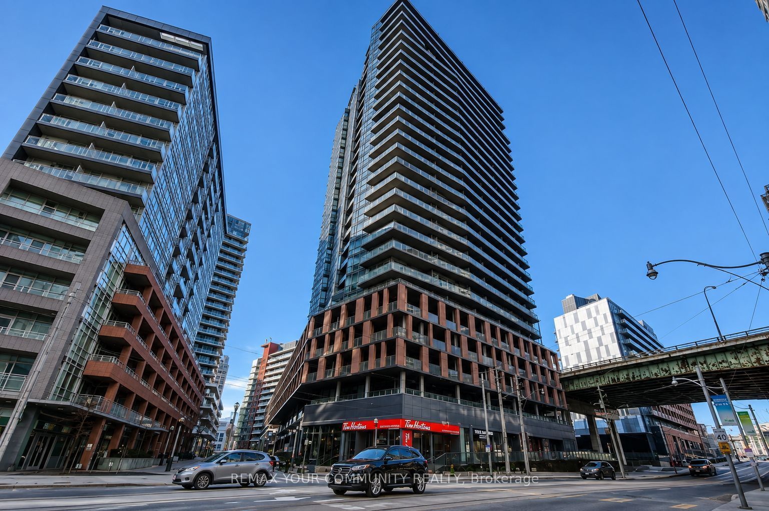 20 Bruyeres Mews 1903, Toronto, ON M5V 0G8