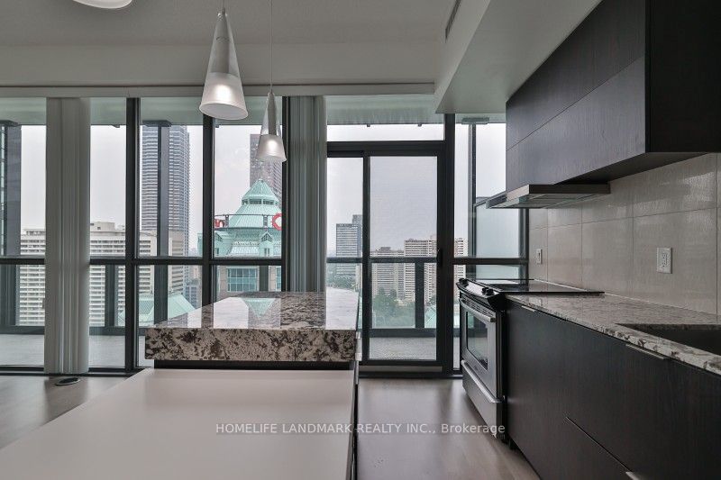 101 Charles Street E 2211, Toronto, ON M4Y 1V2 photo 5