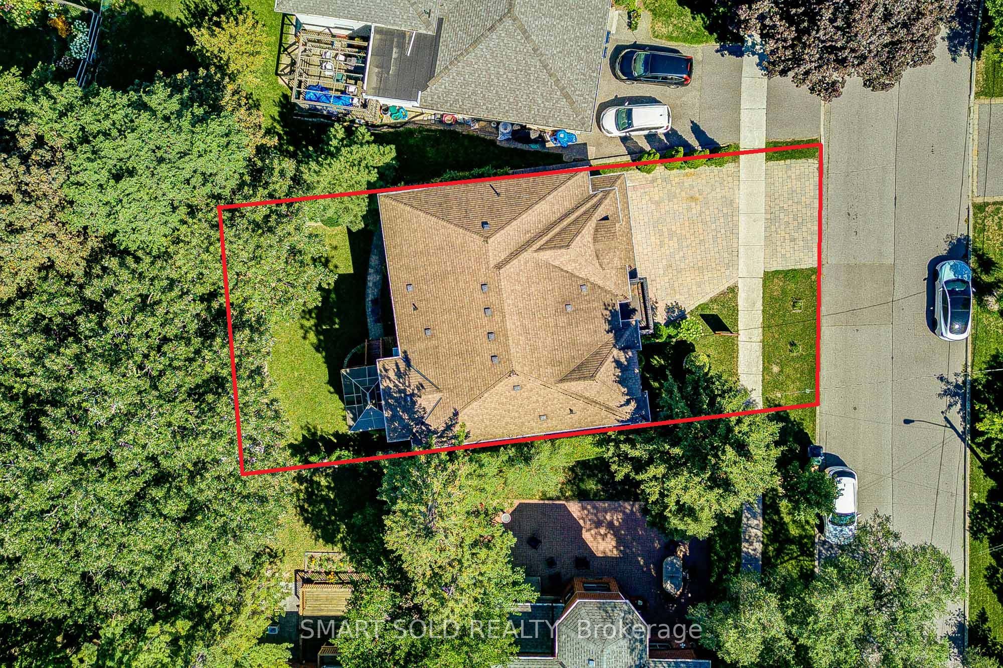 6 Brill Crescent, Toronto, ON M2R 2X3 photo 4
