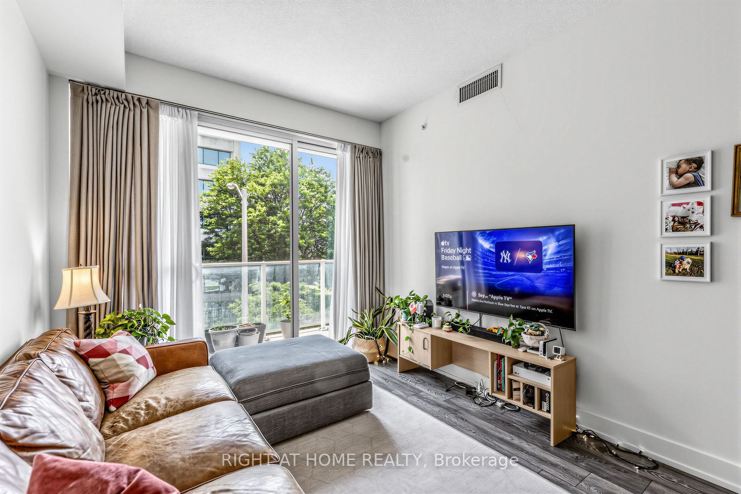 180 Fairview Mall Drive 2, Toronto, ON M2J 0G4 photo 5