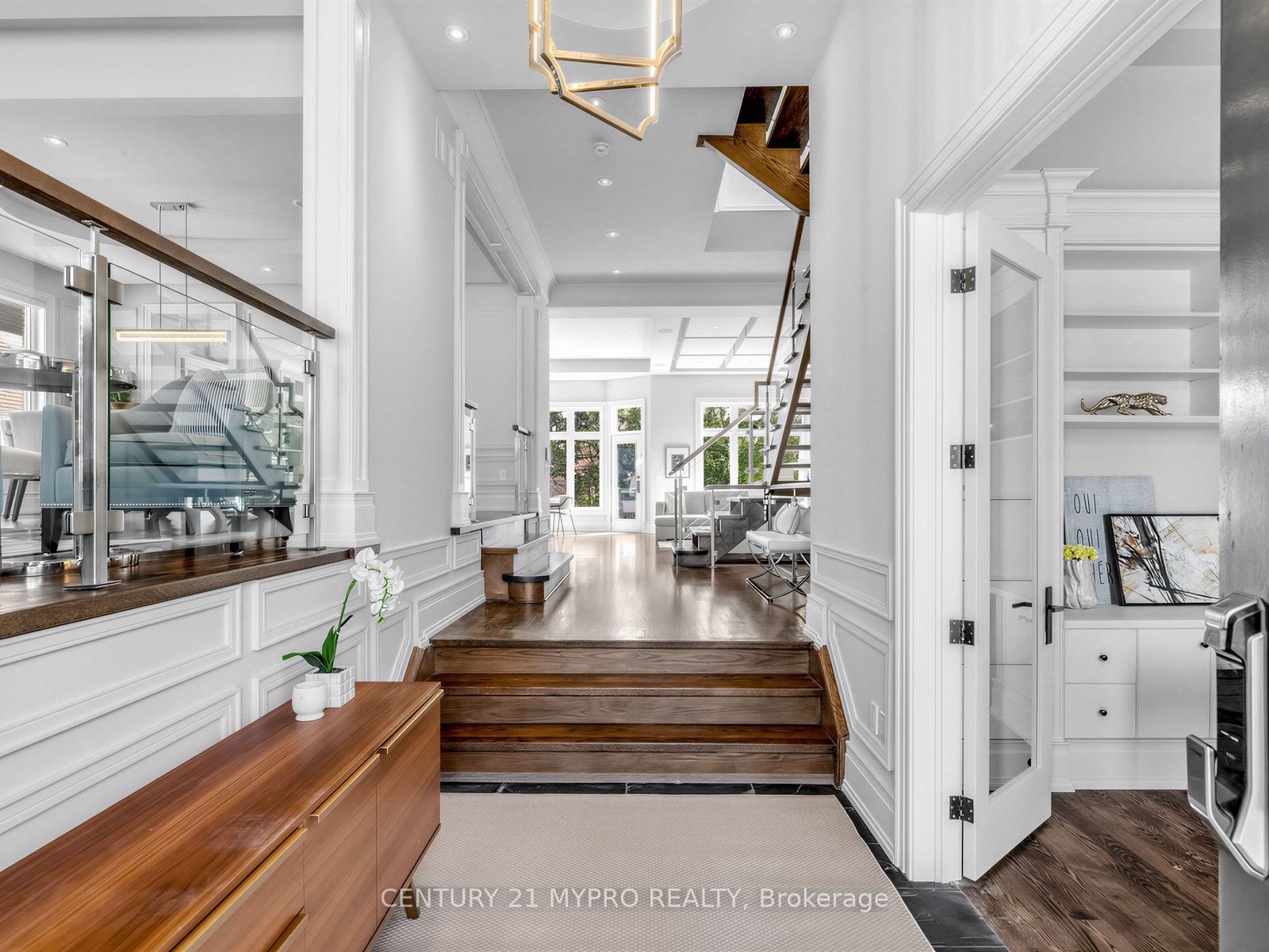 299 Spring Garden Avenue, Toronto, ON M2N 3H2 photo 4