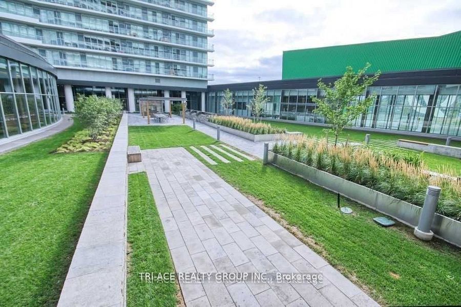 113 Mcmahon Drive Th02, Toronto, ON M2K 0E5 photo 4