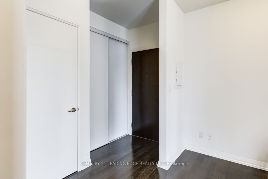460 Adelaide Street E 939, Toronto, ON M5A 1N6 photo 3