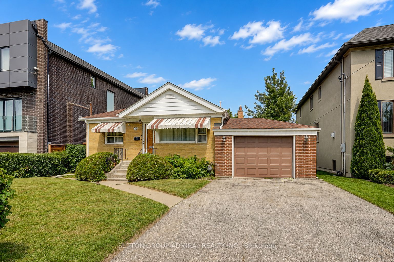 78 Invermay Avenue, Toronto, ON M3H 1Z5 photo 2