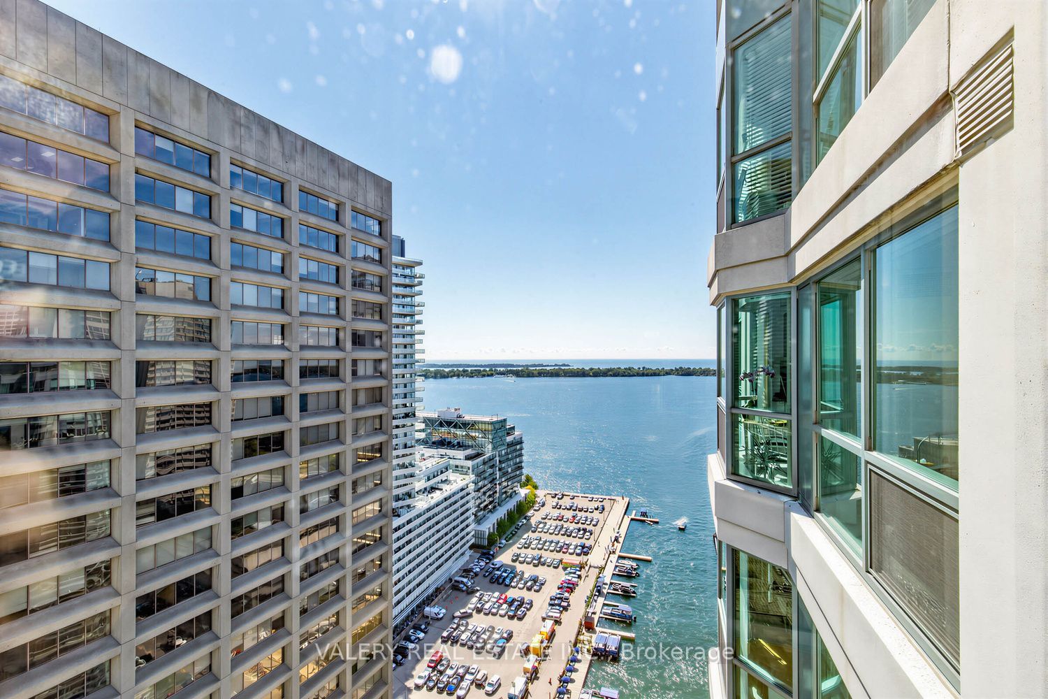 10 Yonge Street 2910, Toronto, ON M5E 1R4 photo 2