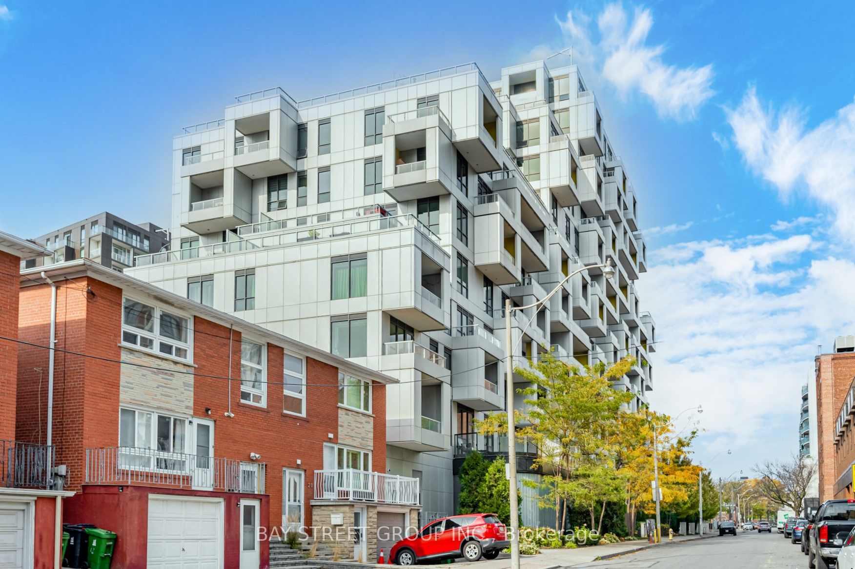 38 Cameron Street 425, Toronto, ON M5T 0C3