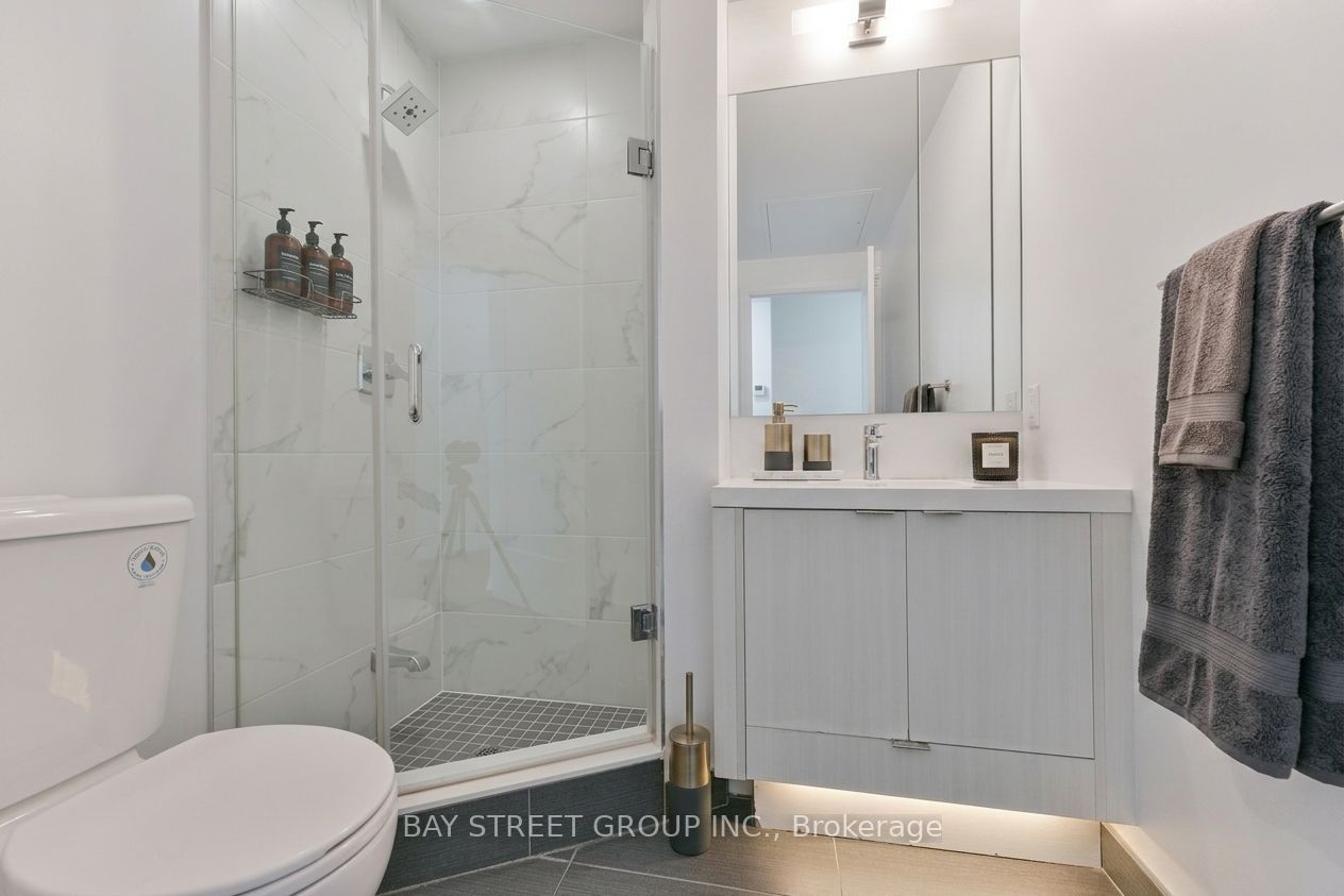 101 erskine Avenue 1106, Toronto, ON M4P 0C5 photo 4