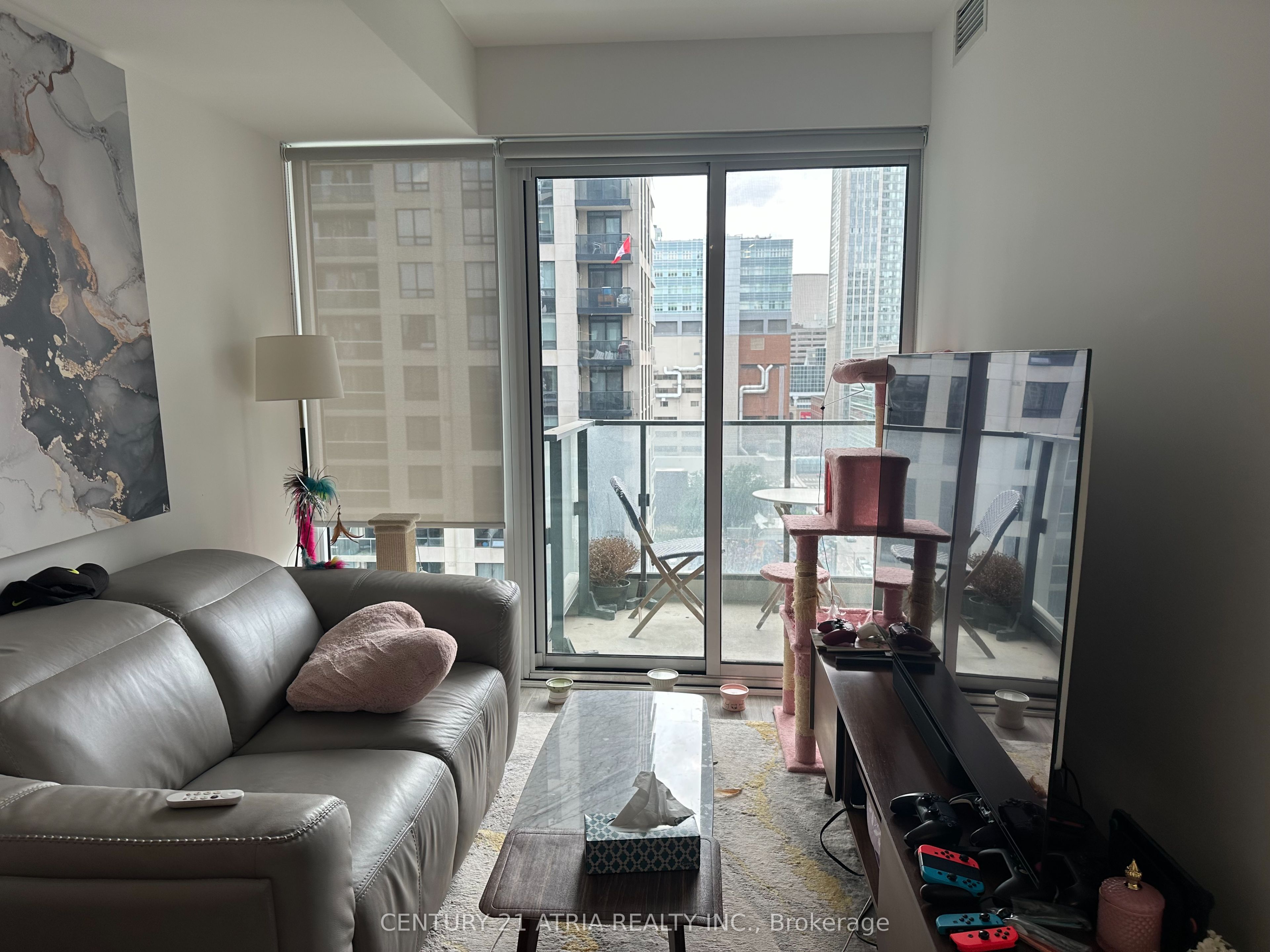 77 Shuter Street 1616, Toronto, ON M5B 0B8 photo 4