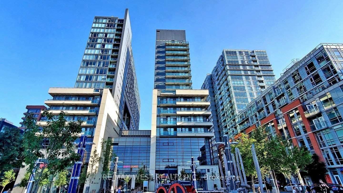 36 Lisgar Street 720, Toronto, ON M6J 0C7