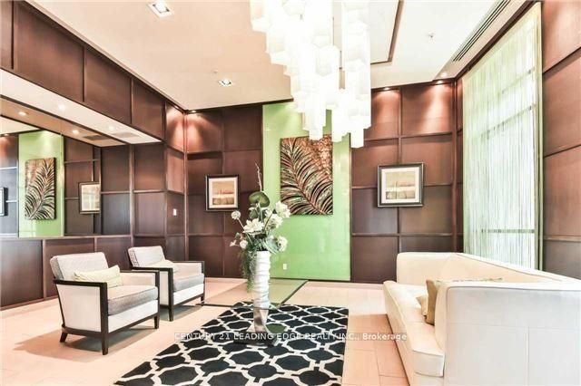5740 YONGE Street 504, Toronto, ON M2M 0B1 photo 3