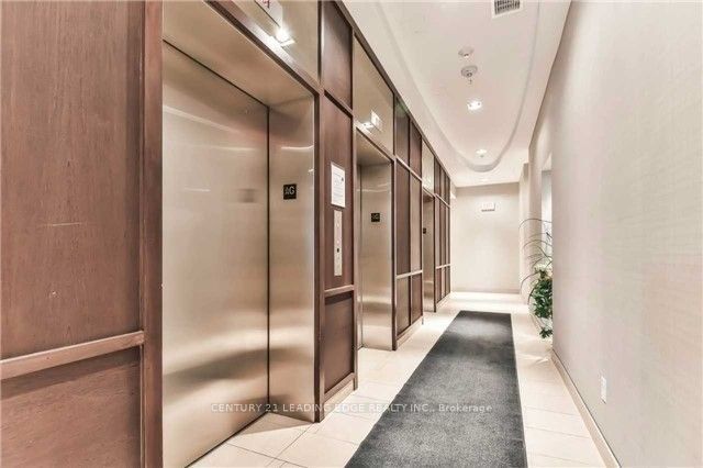5740 YONGE Street 504, Toronto, ON M2M 0B1 photo 4