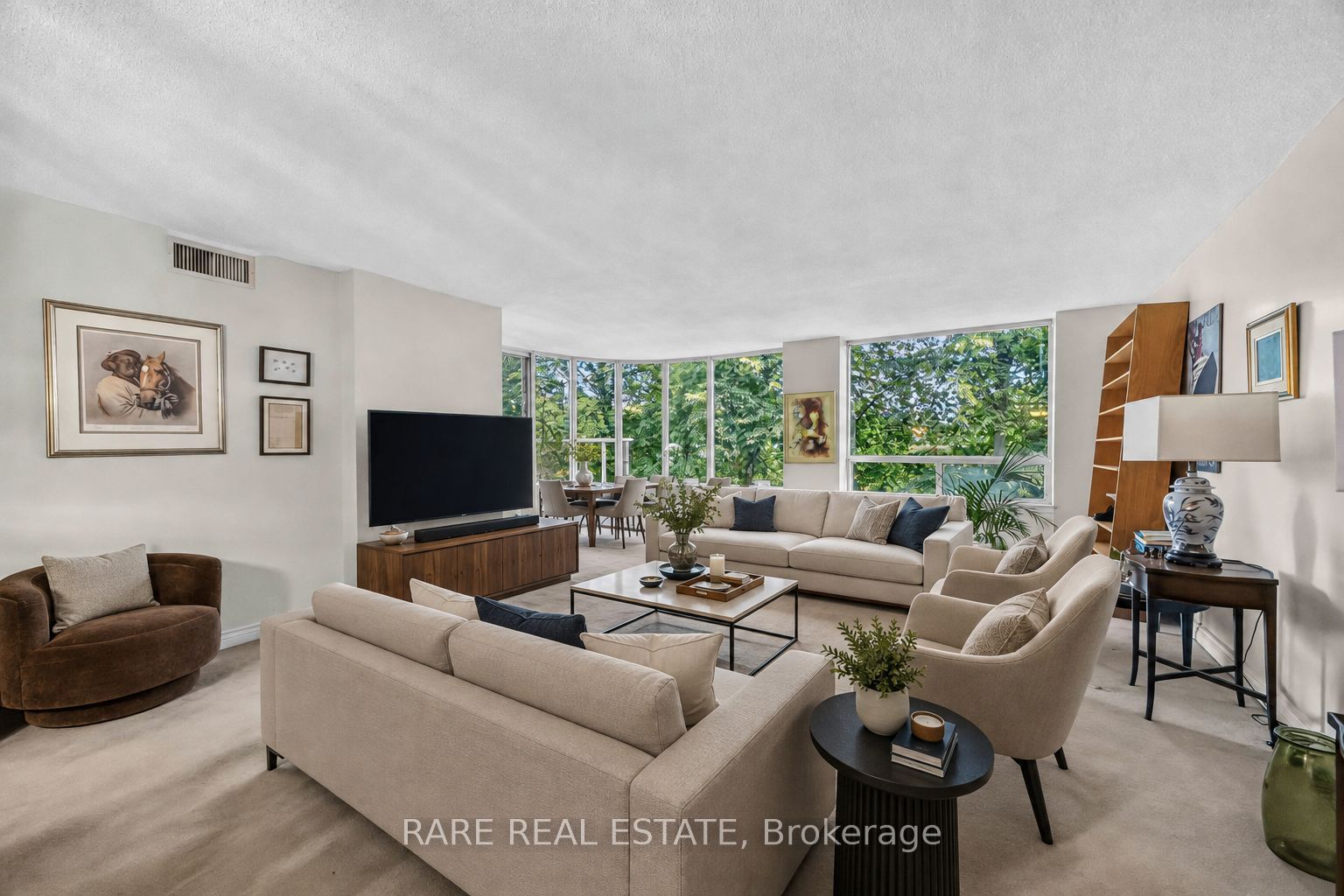 1177 Yonge Street 412, Toronto, ON M4T 2Y4