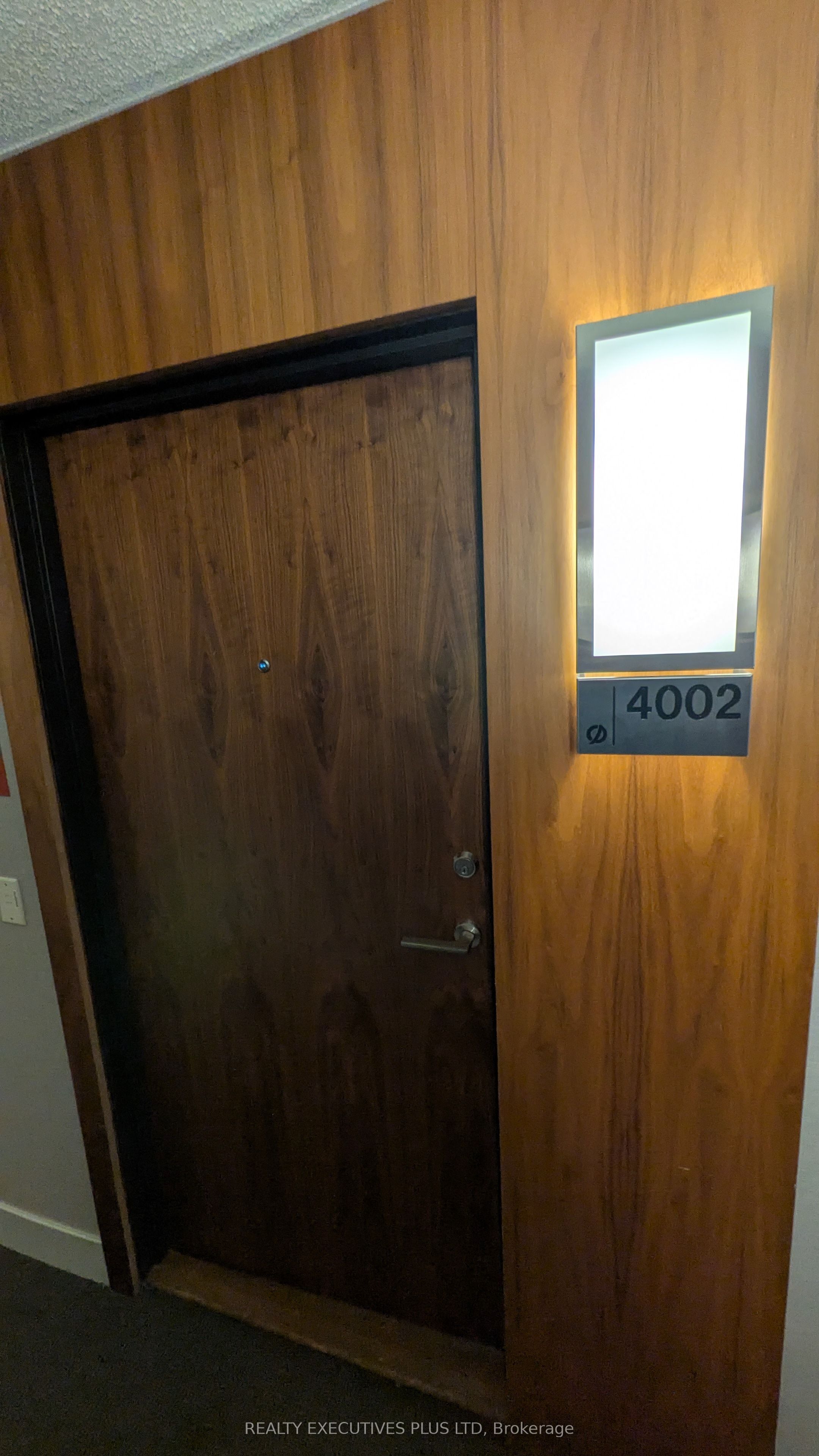 85 Queens Wharf Road 4002, Toronto, ON M5V 0J9 photo 4