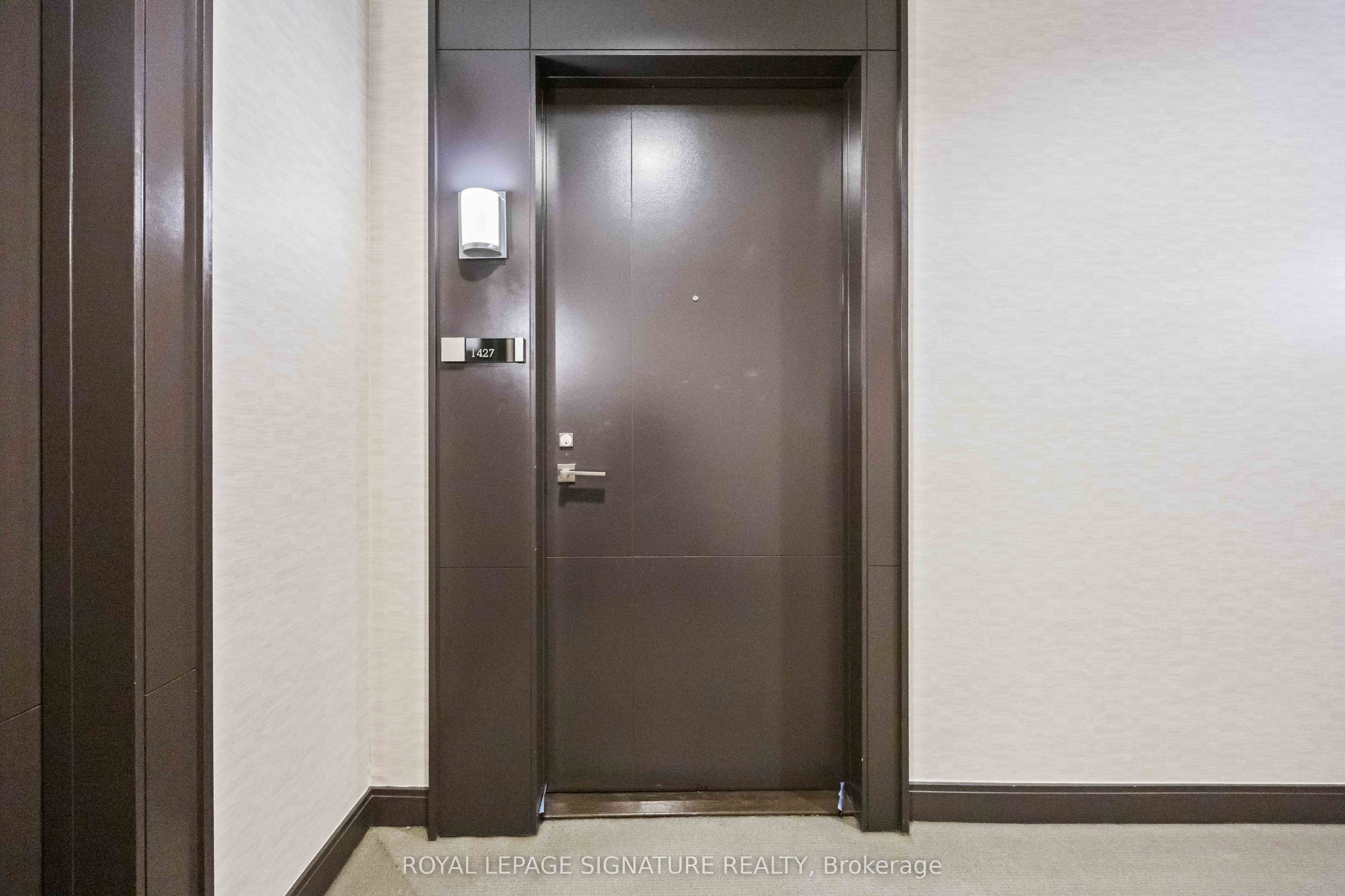 120 Harrison Garden Boulevard 1427, Toronto, ON M2N 0H1 photo 3