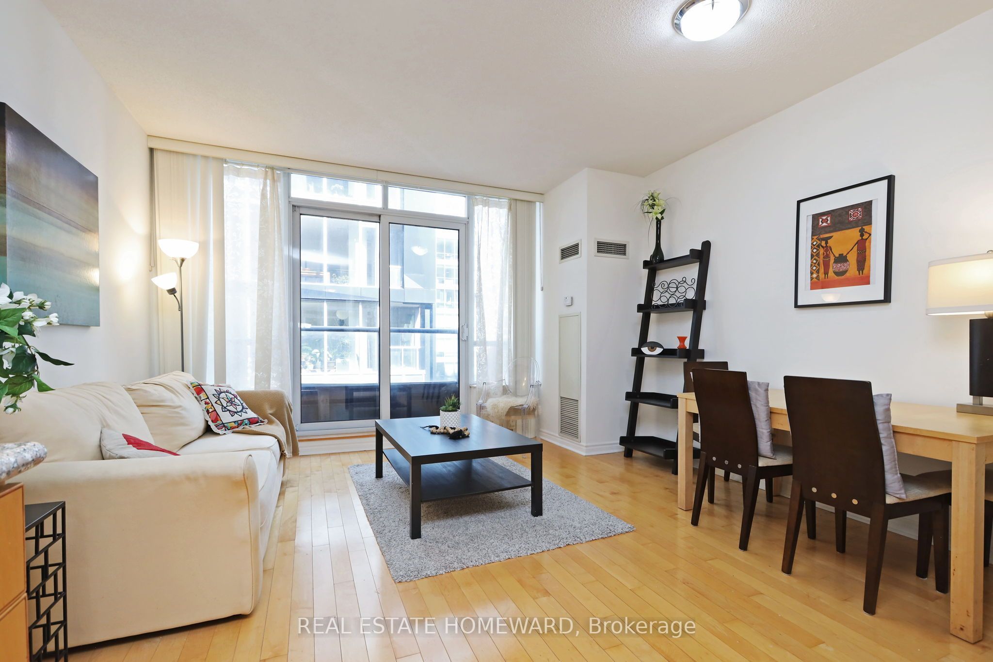 250 Wellington Street W PH31, Toronto, ON M5V 3P6 photo 5