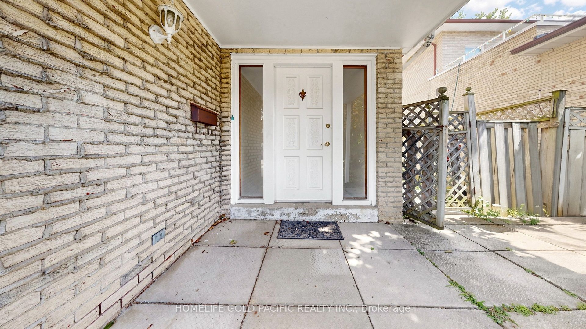 17 Chipwood Crescent, Toronto, ON M2J 3X6 photo 3