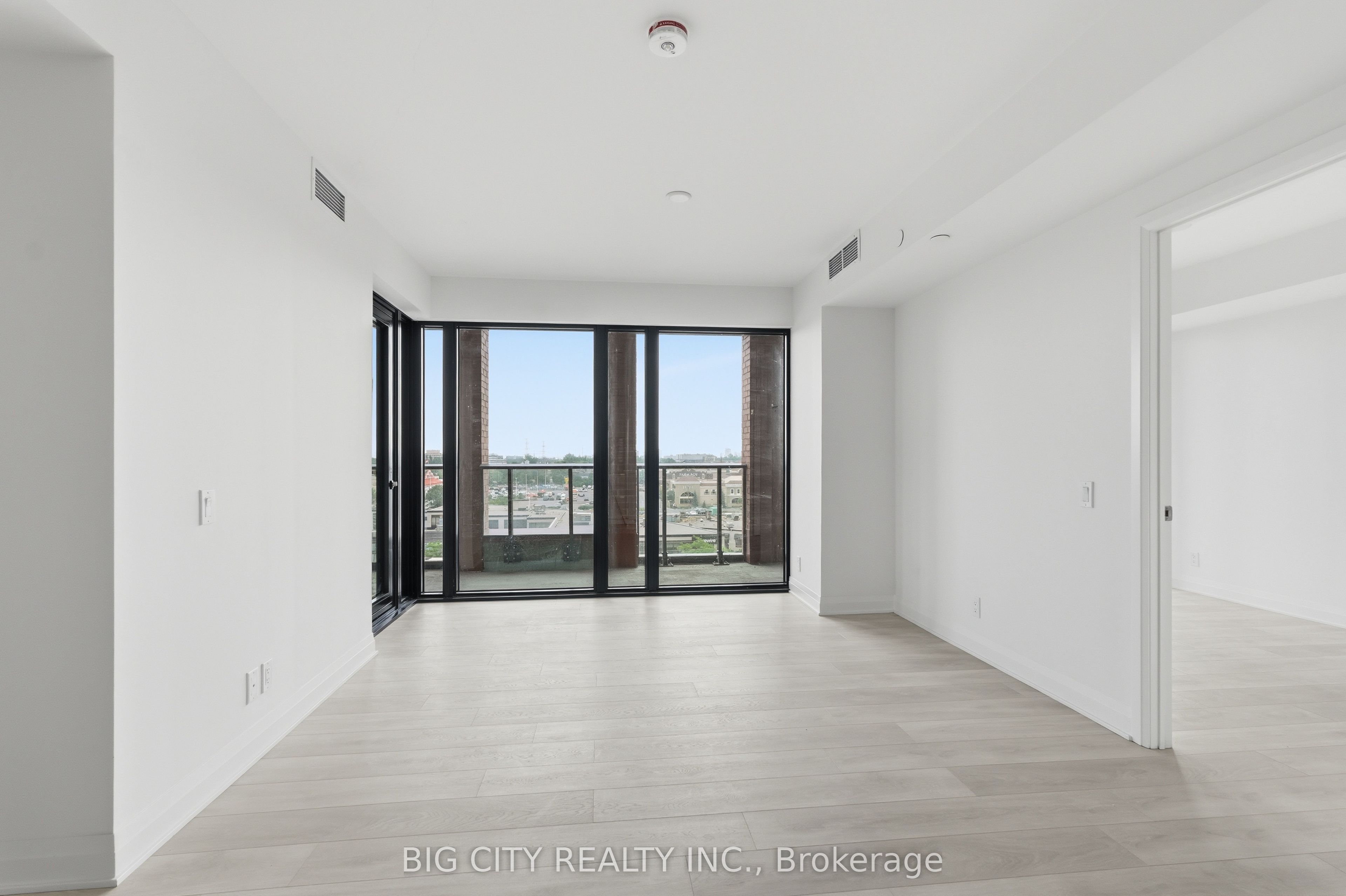 25 Frederick Todd Way 610, Toronto, ON M4G 0C9 photo 5
