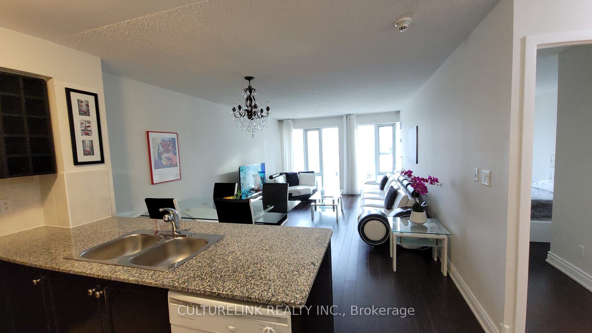 210 Victoria Street 4405, Toronto, ON M5B 2R3 photo 5