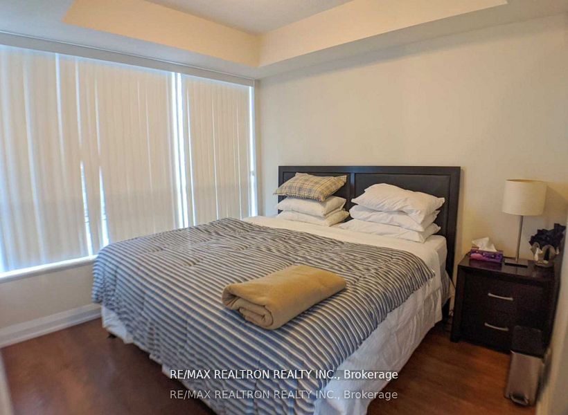 2 Anndale Drive 2604, Toronto, ON M2N 2W7 photo 3