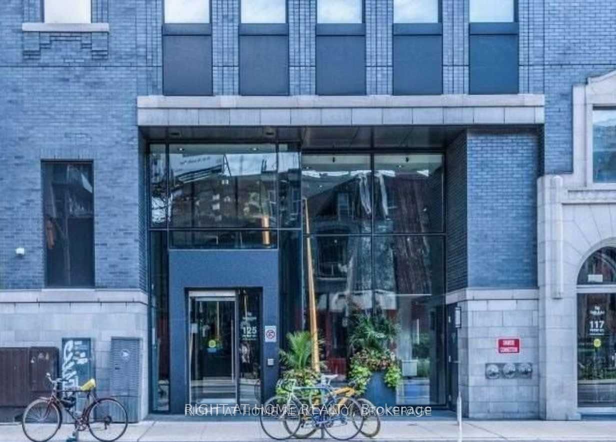 125 Peter Street 504, Toronto, ON M5V 0M2 photo 2