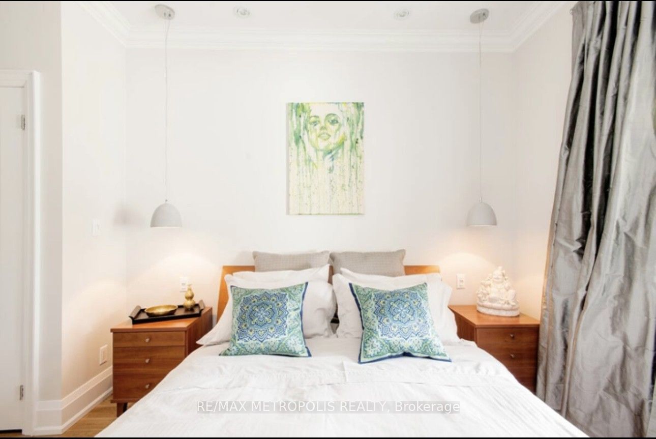 72 Grace Street Main Floor, Toronto, ON M6J 2S2 photo 5