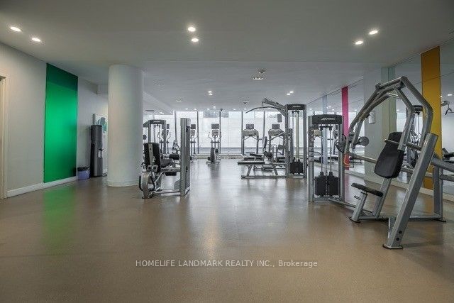 832 Bay Street 2507, Toronto, ON M5S 1Z6 photo 3