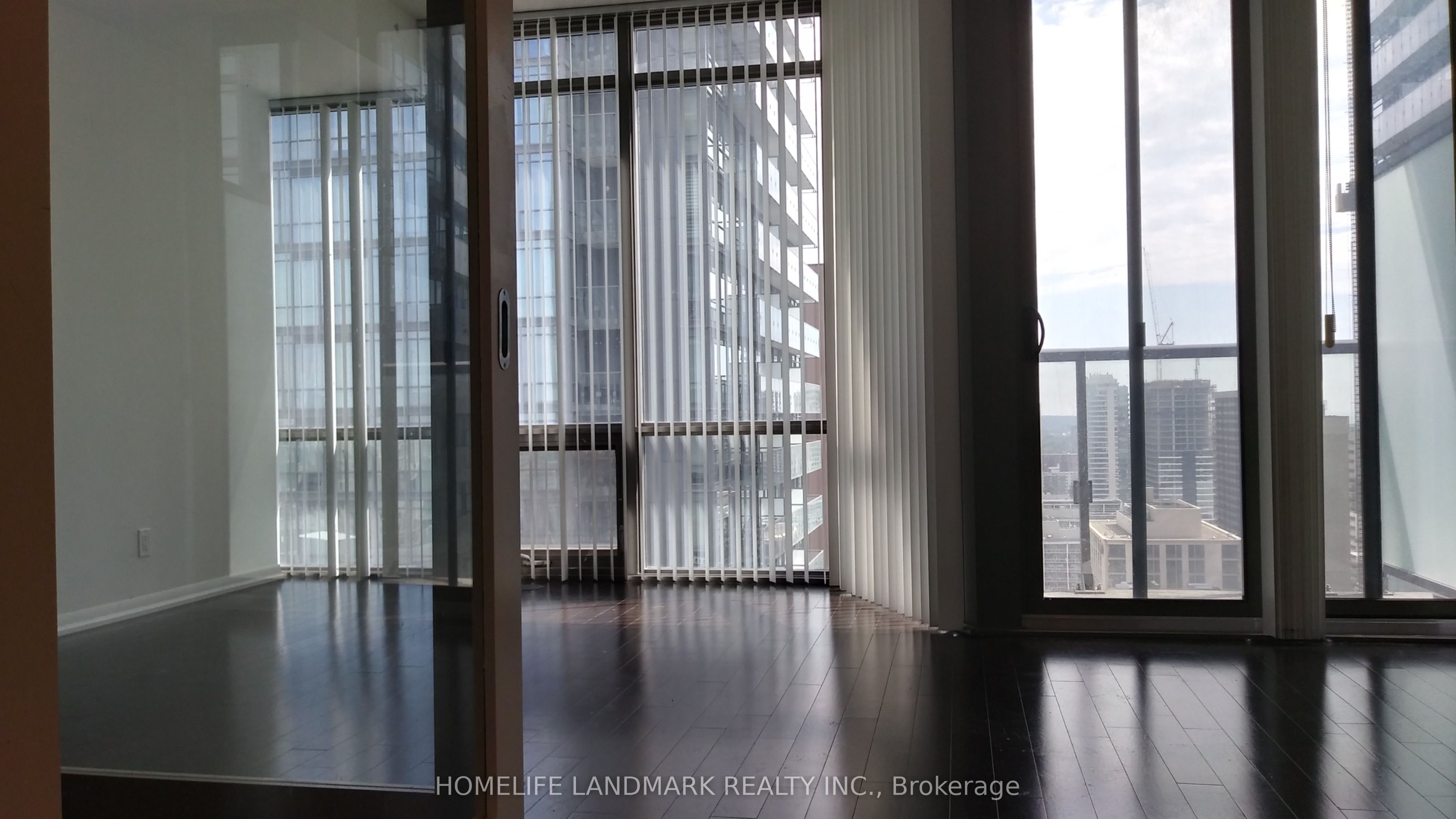 832 Bay Street 2507, Toronto, ON M5S 1Z6 photo 5