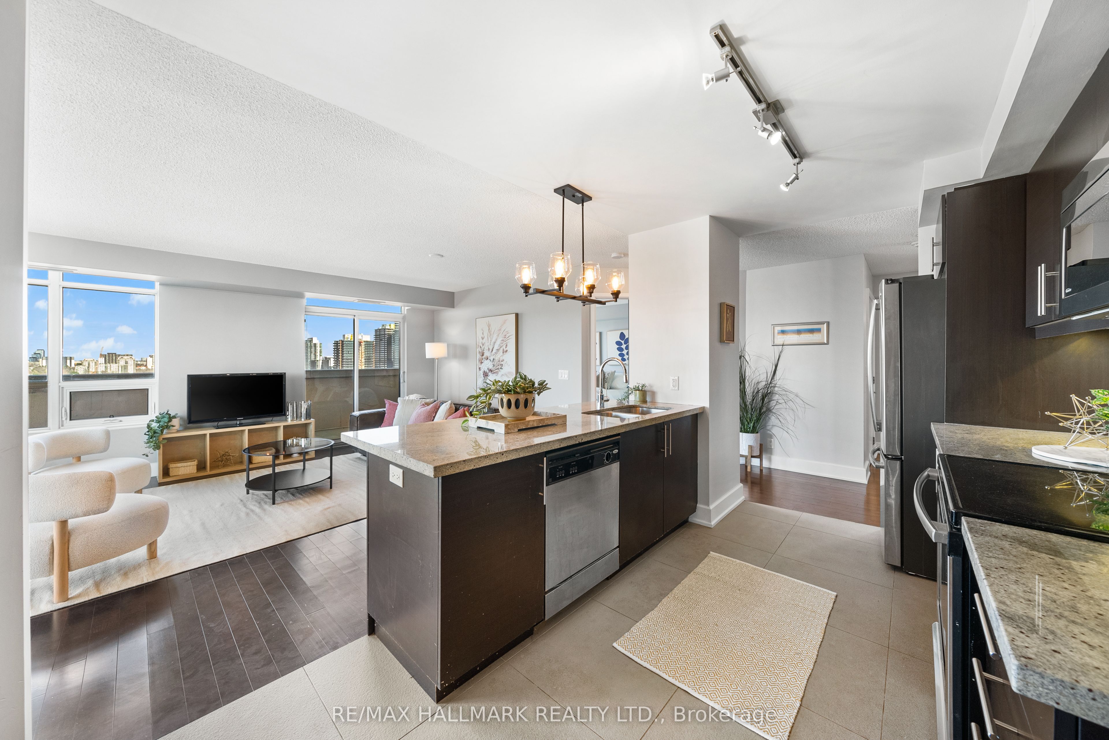 676 Sheppard Avenue E 708, Toronto, ON M2K 3E7