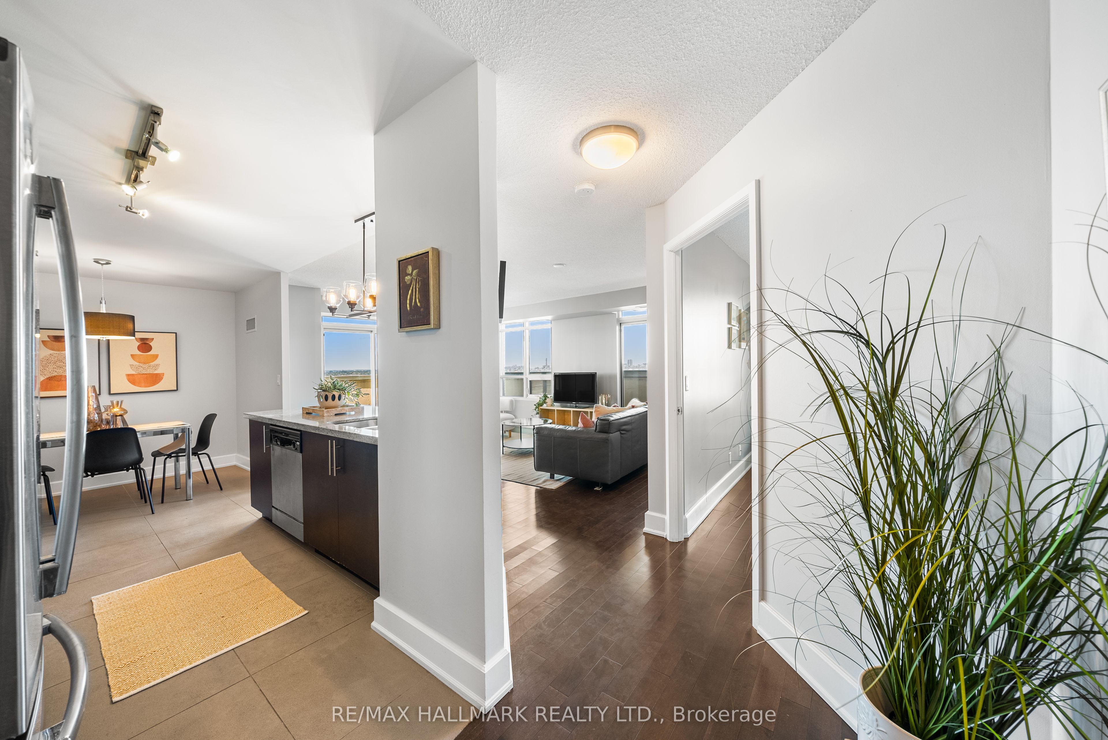 676 Sheppard Avenue E 708, Toronto, ON M2K 3E7 photo 5