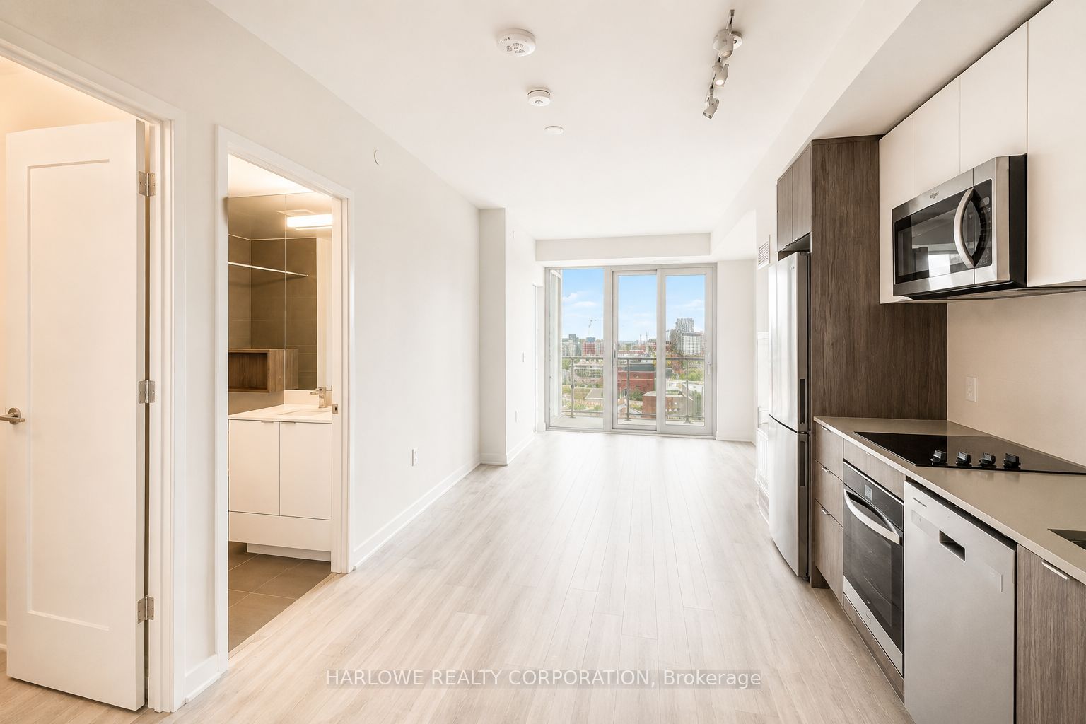 60 Princess Street 1414 SE, Toronto, ON M5A 2C7 photo 2