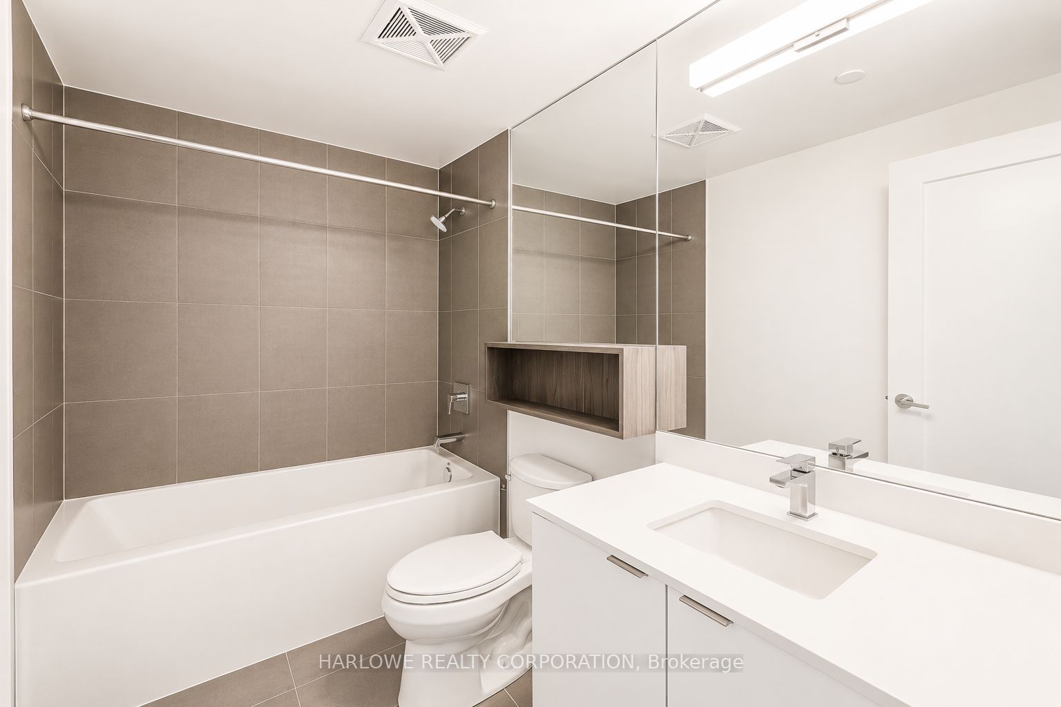 60 Princess Street 1414 SE, Toronto, ON M5A 2C7 photo 5