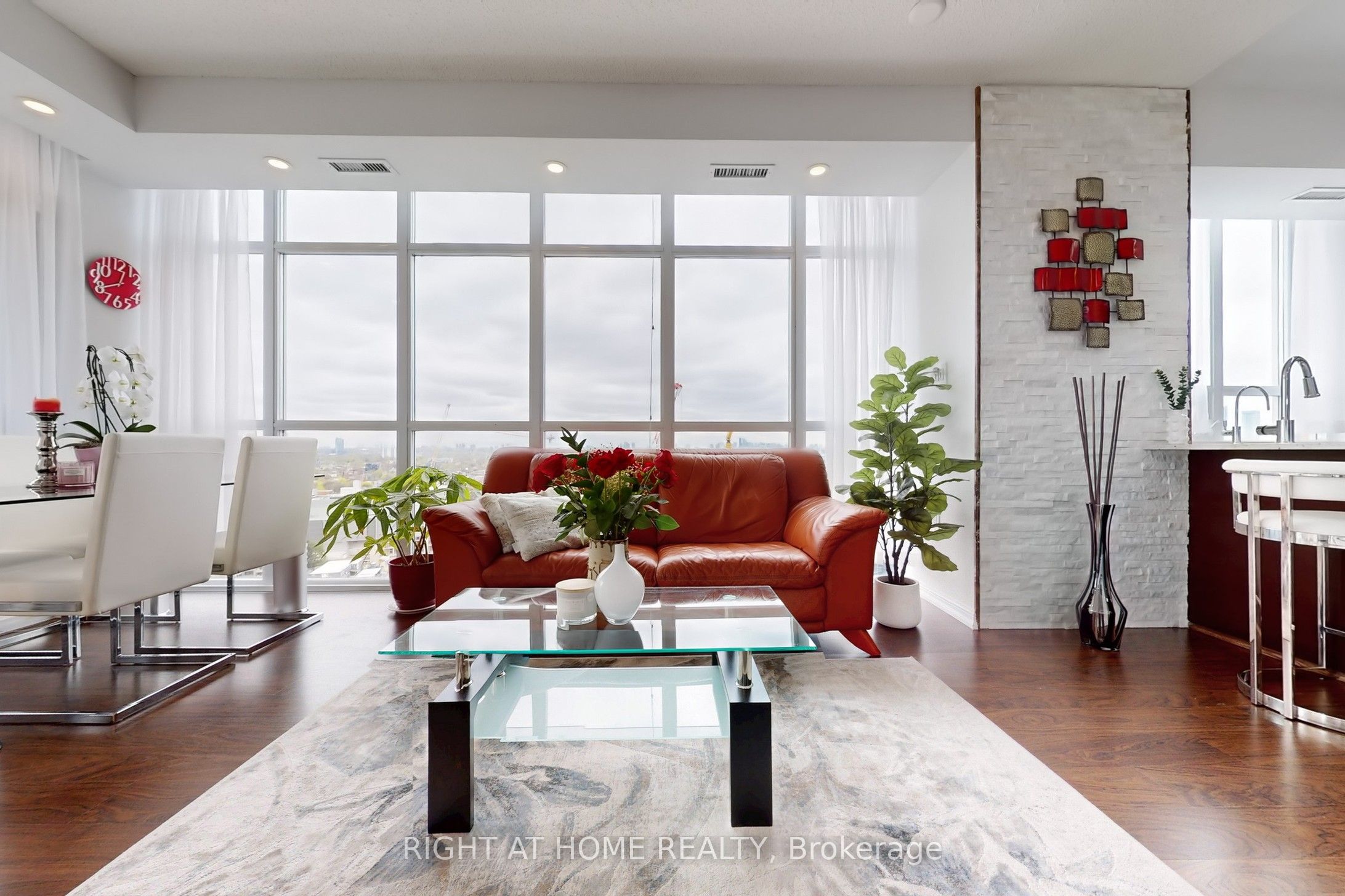 125 Western Battery Road 2415, Toronto, ON M6K 3R8 photo 5
