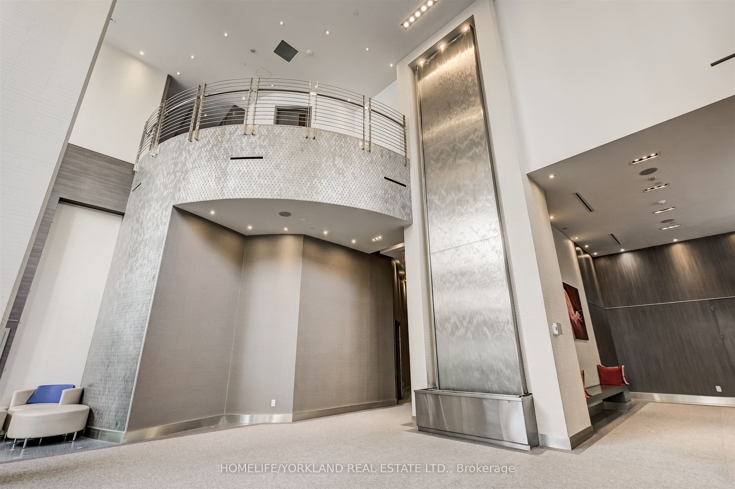 500 Sherbourne Street 2703, Toronto, ON M4X 1L1 photo 5