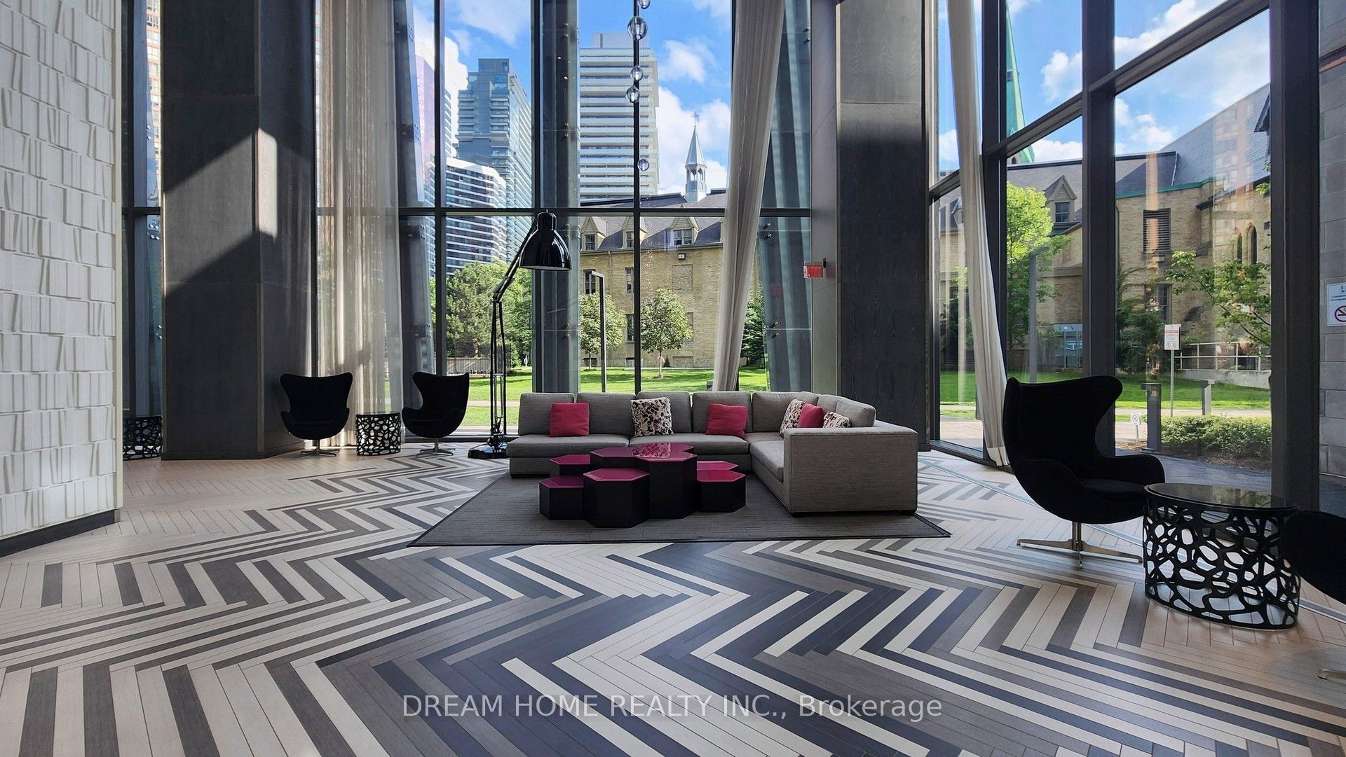 1080 Bay Street 709, Toronto, ON M5S 0A5 photo 5