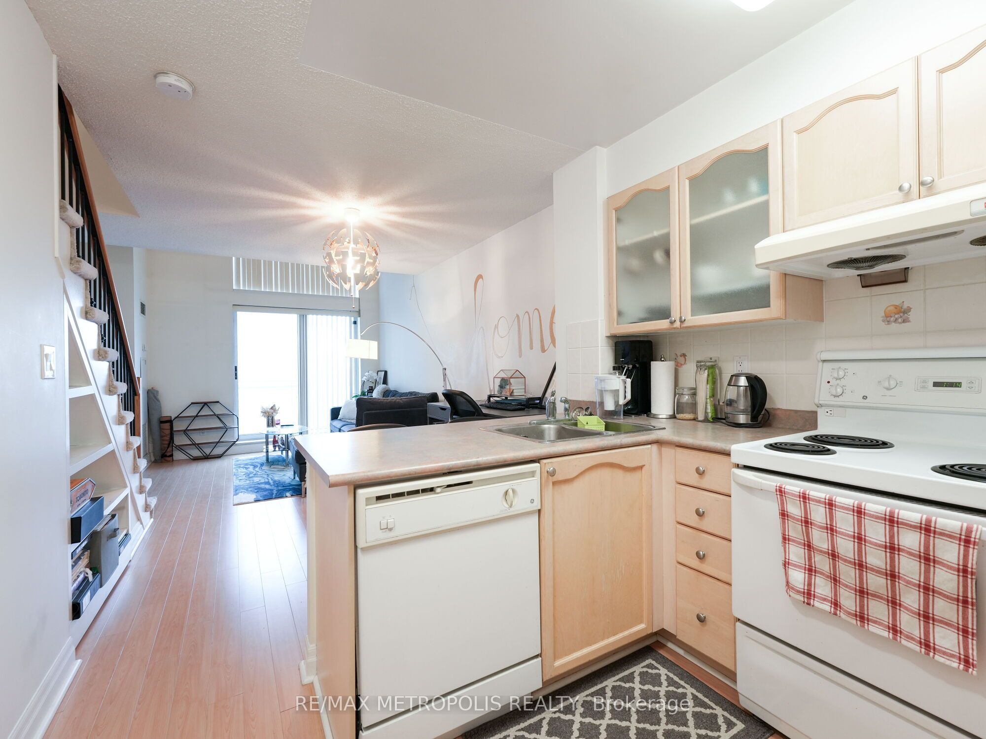 188 Doris Avenue 1205, Toronto, ON M2N 6Z5 photo 4