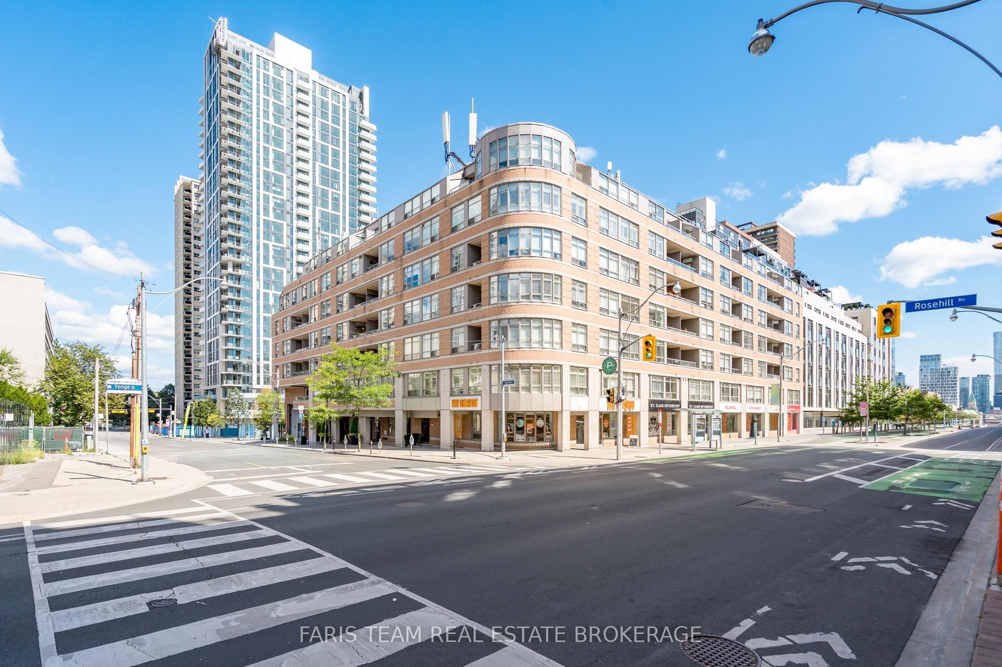 5 Rosehill Avenue 703, Toronto, ON M4T 3A6