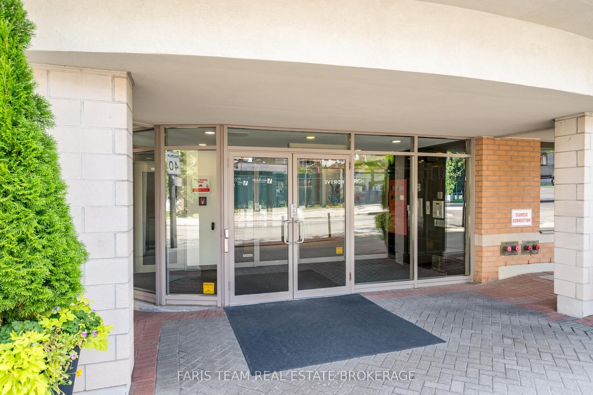 5 Rosehill Avenue 703, Toronto, ON M4T 3A6 photo 4