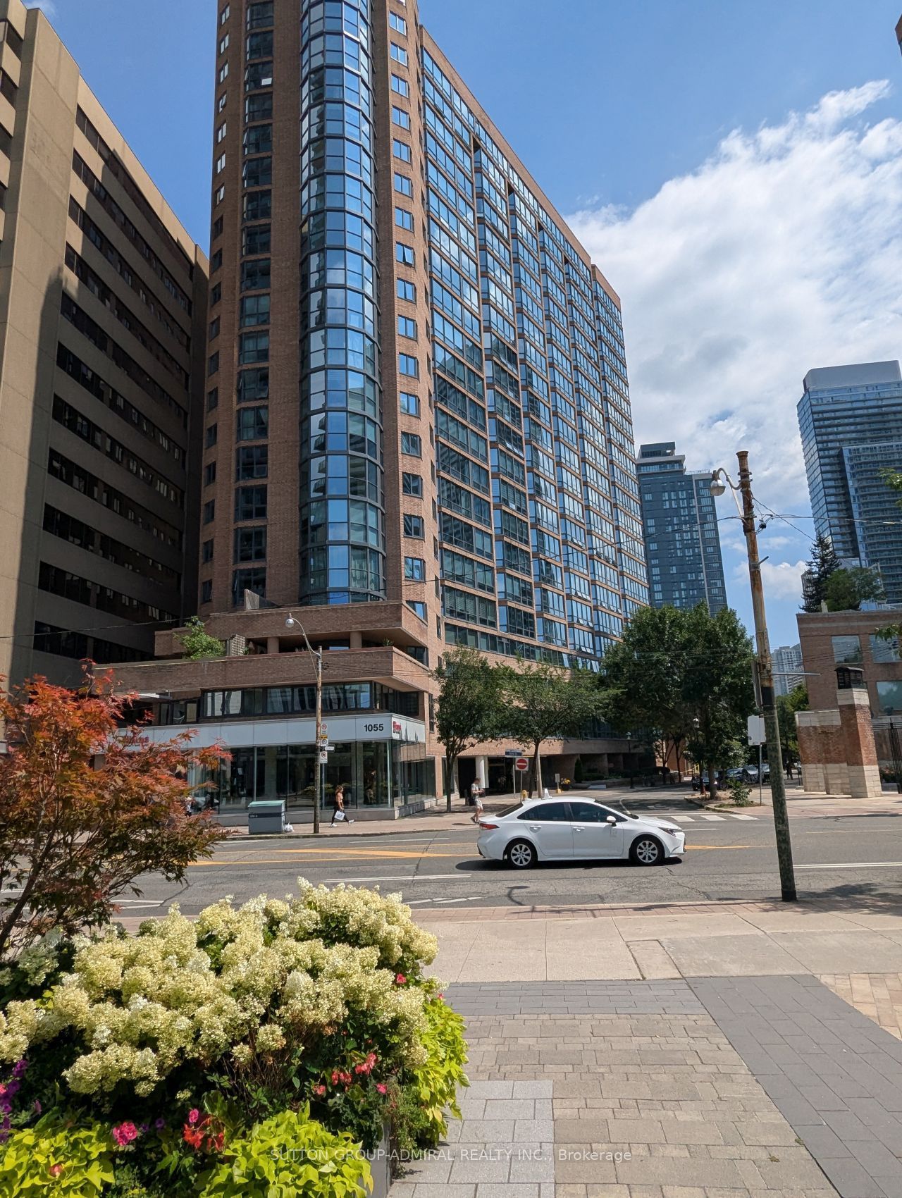 1055 Bay Street 207, Toronto, ON M5S 3A3 photo 3